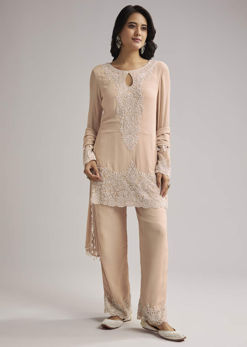 peach-beaded-kurti-pant-set-with-dupatta-sg326288-3_23c41b3d-85c2-4eaf-8827-1f219ee7bc11.jpg
