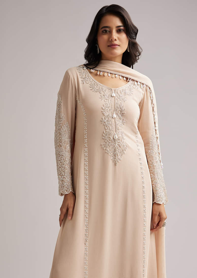 peach-beaded-kurti-pant-set-with-dupatta-sg334362-4_62c74fde-fc0b-4de8-9966-bf7b205389a5.jpg