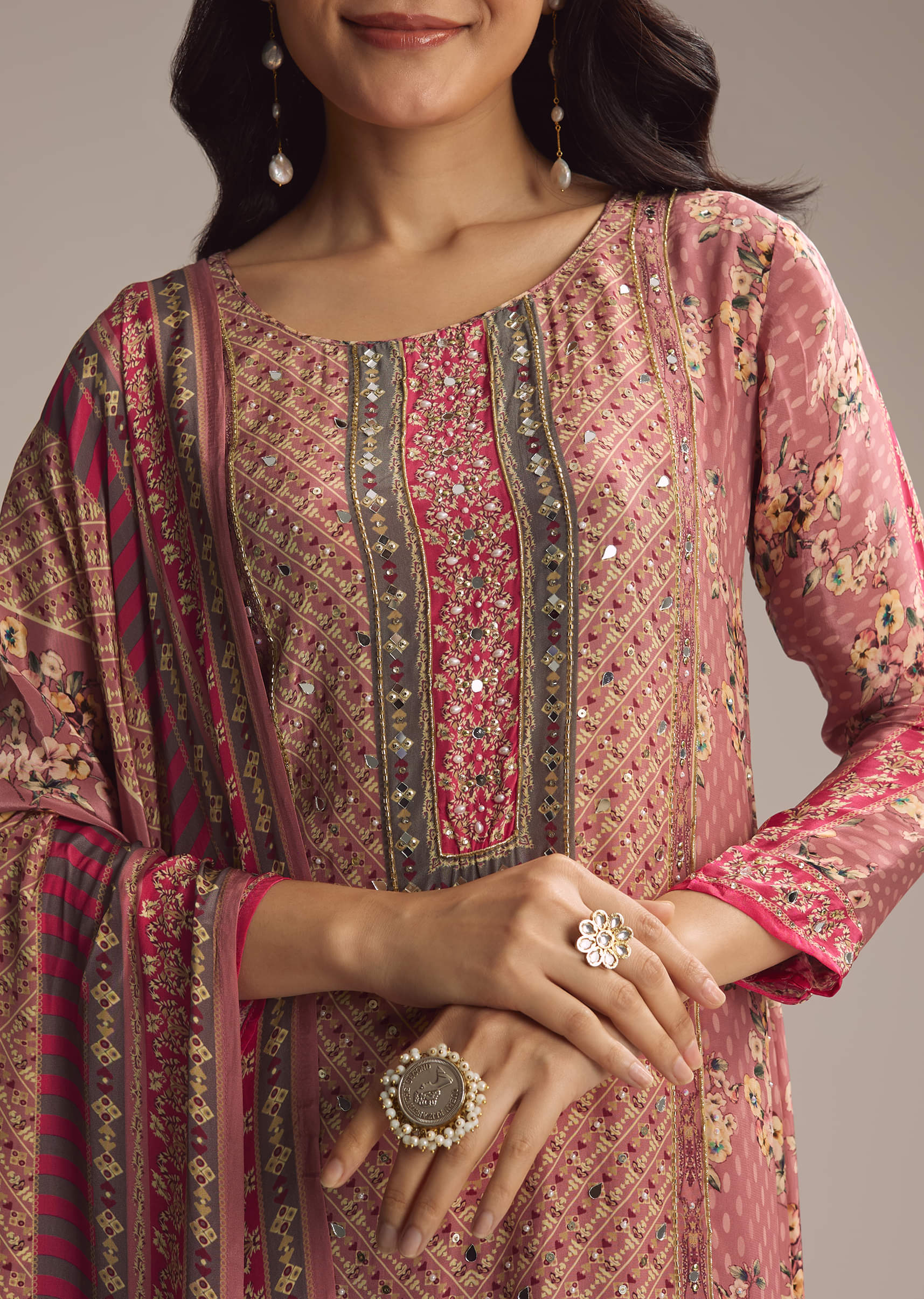 peach-crepe-kurta-set-with-floral-print-sg336619-2.jpg