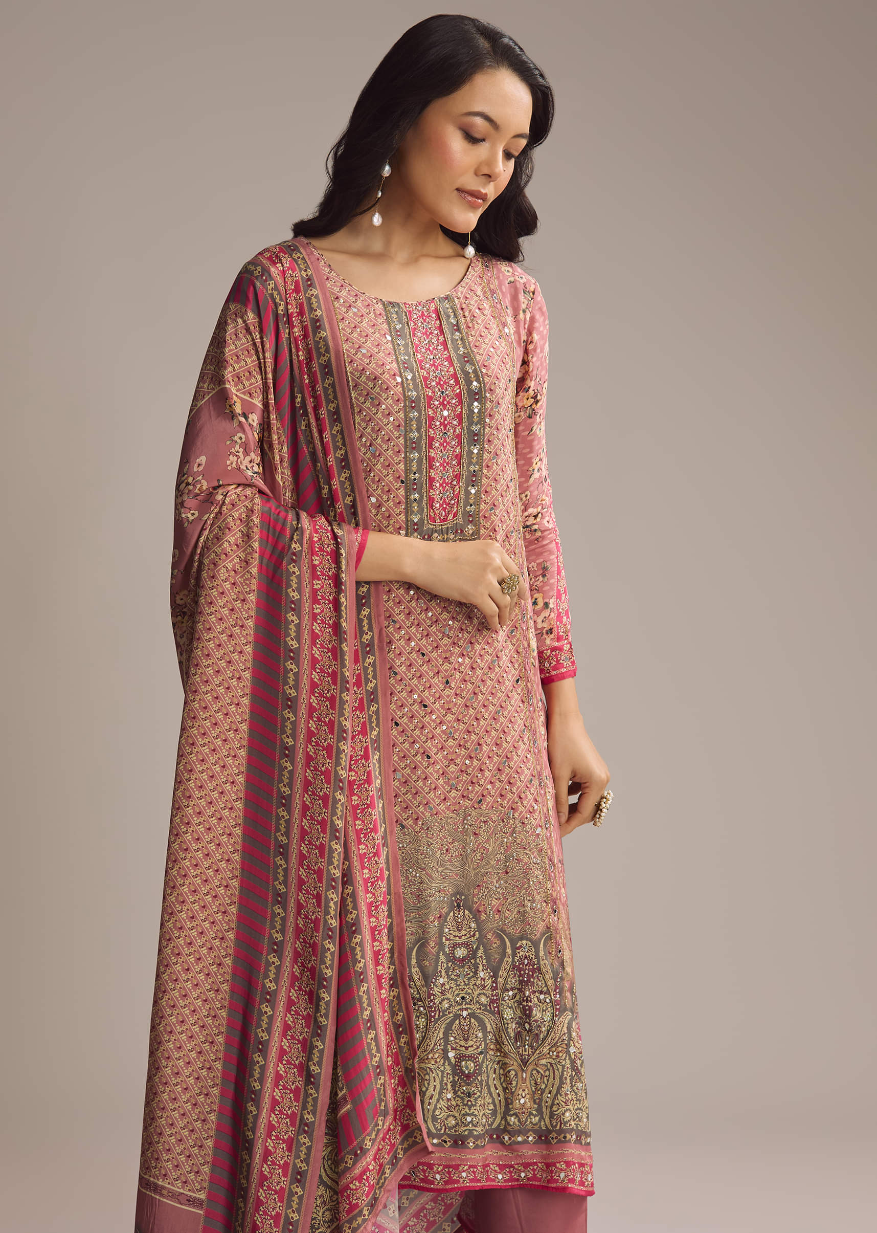 peach-crepe-kurta-set-with-floral-print-sg336619-4.jpg