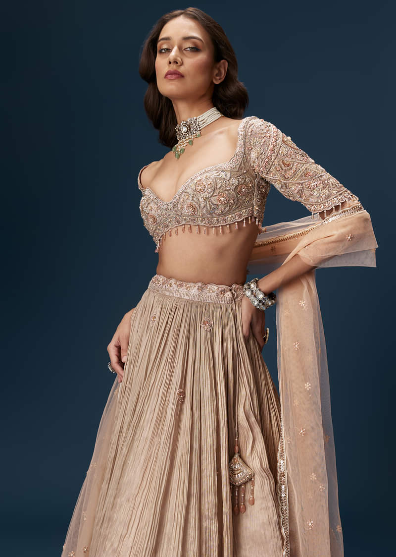 peach-embroidered-bridesmaid-lehenga-with-dupatta-sg329770-5_7c54c511-c383-40f6-a5c7-3fd1398ec3d4.jpg
