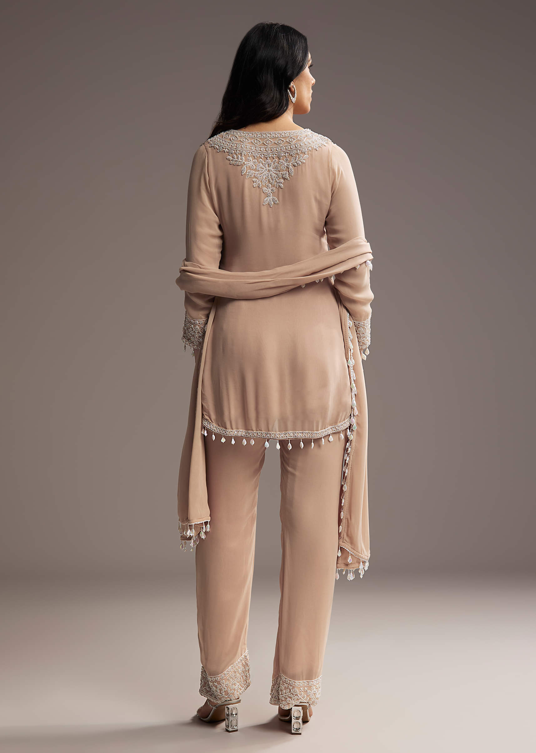 peach-georgette-kurta-set-with-beads-embroidery-sg335858-5.jpg