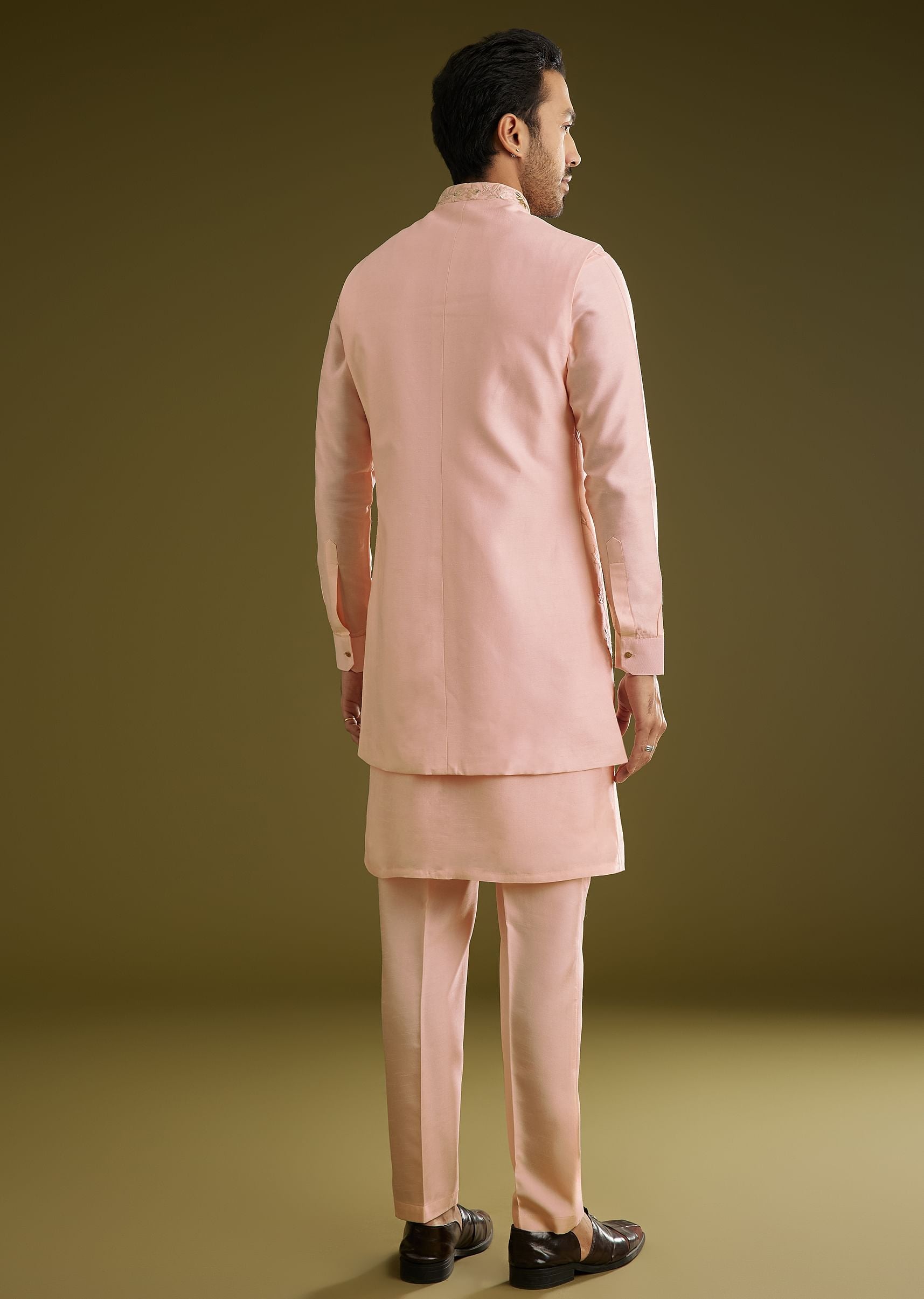 peach-kurta-jacket-set-in-cotton-silk-with-embroidery-thread-work-sg259725-5_2db2e6d3-c2ba-476e-af7b-da6229aa7b72.jpg