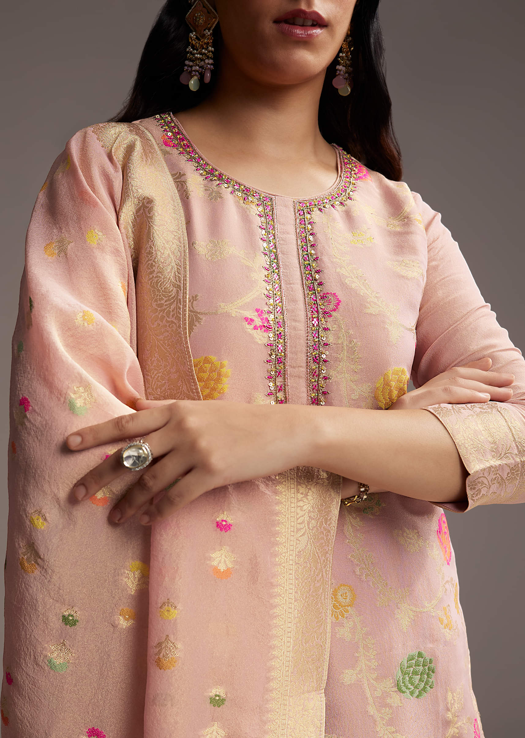 peach-pink-banarasi-tissue-palazzo-suit-sg325163-2.jpg