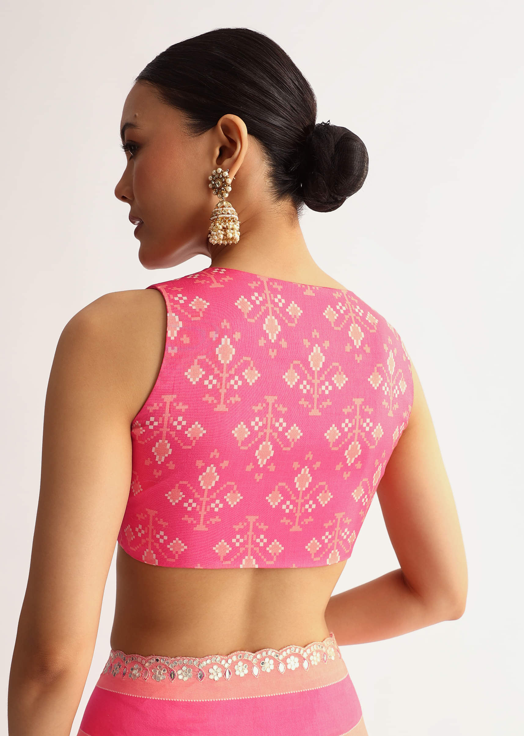 peach-pink-mirrorwork-cutdana-work-georgette-saree-sg316214-8_6f2f8261-2360-43f2-965b-265c15d109e3.jpg