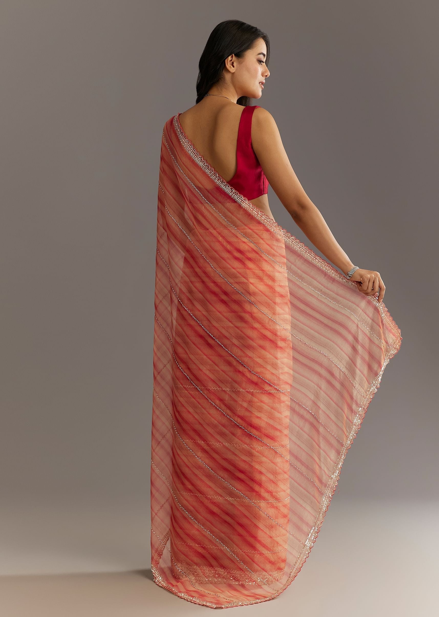 peach-red-shaded-tissue-saree-with-cutwork-scallop-border-sg292875-4_fbcc4282-bab4-46be-a376-40f61098216b.jpg