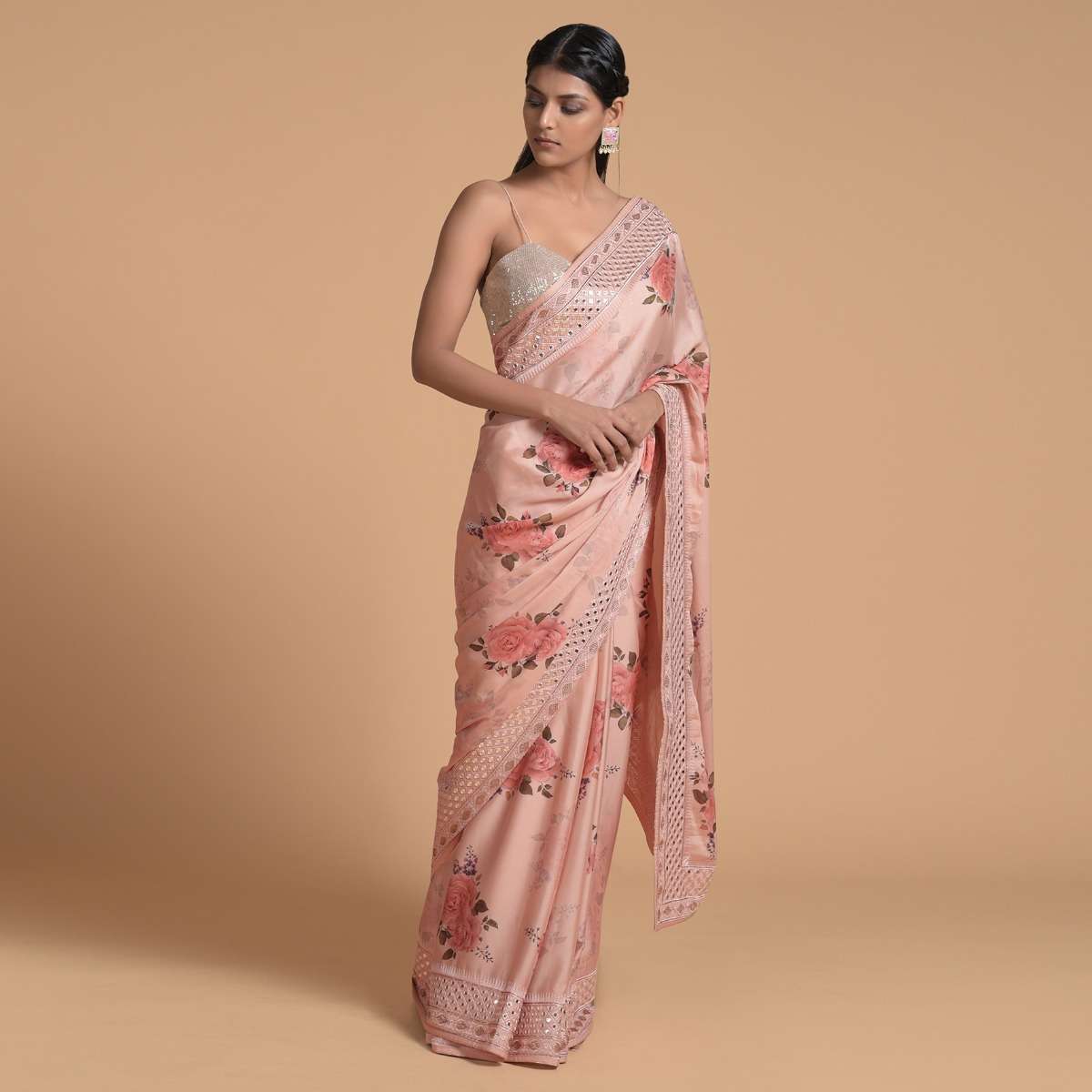peach-saree-in-satin-crepe-with-floral-print-and-gotta-patti-embroidered-border-online-kalki-fashion-s0022940y-sg47018_4_4f6eb02b-bdaf-4dba-924e-eba75fcb34ff.jpg
