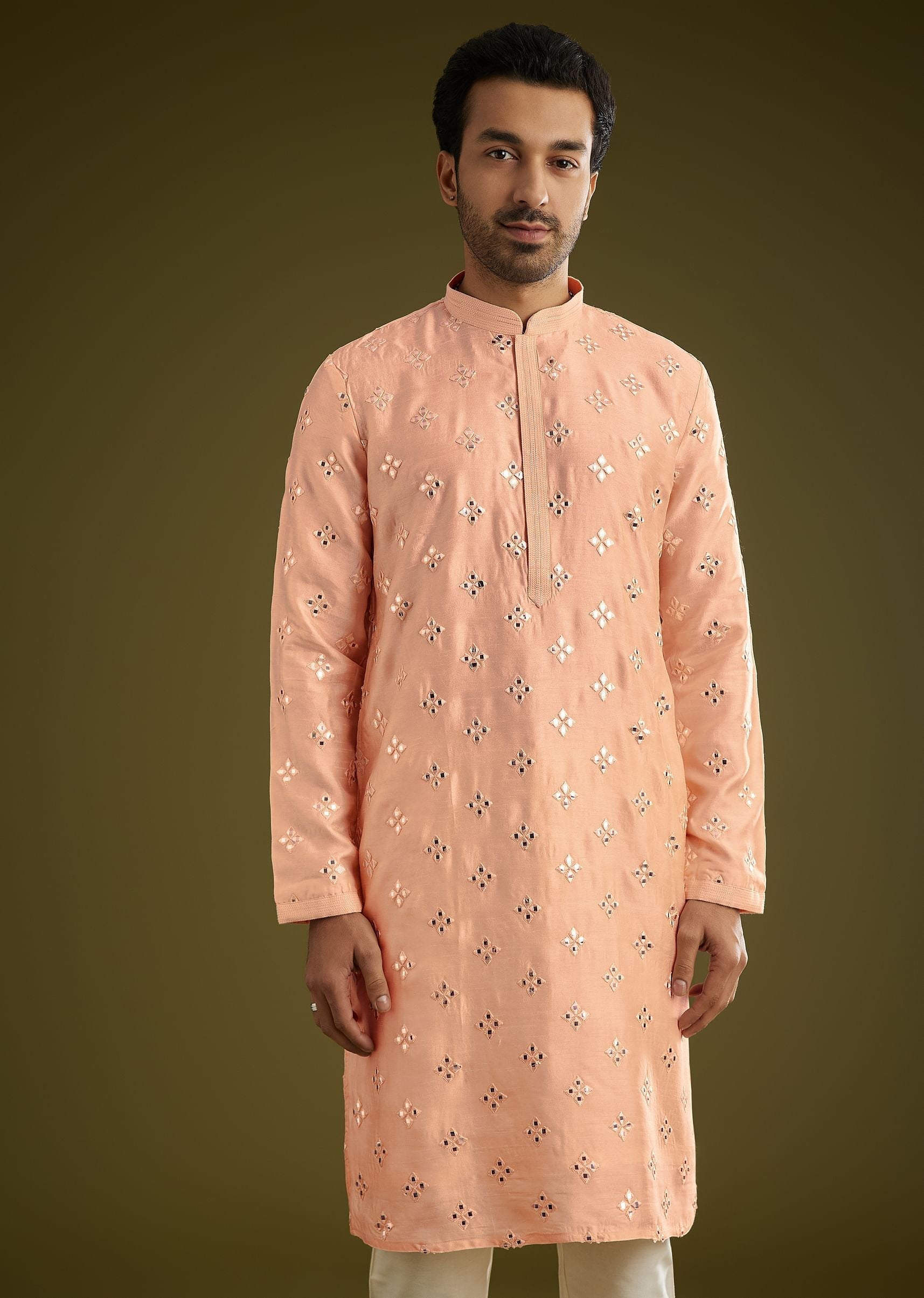 peach-silk-blend-kurta-set-with-mirror-work-sg303182-4_c0174934-08d2-419d-b693-d77261aa413f.jpg
