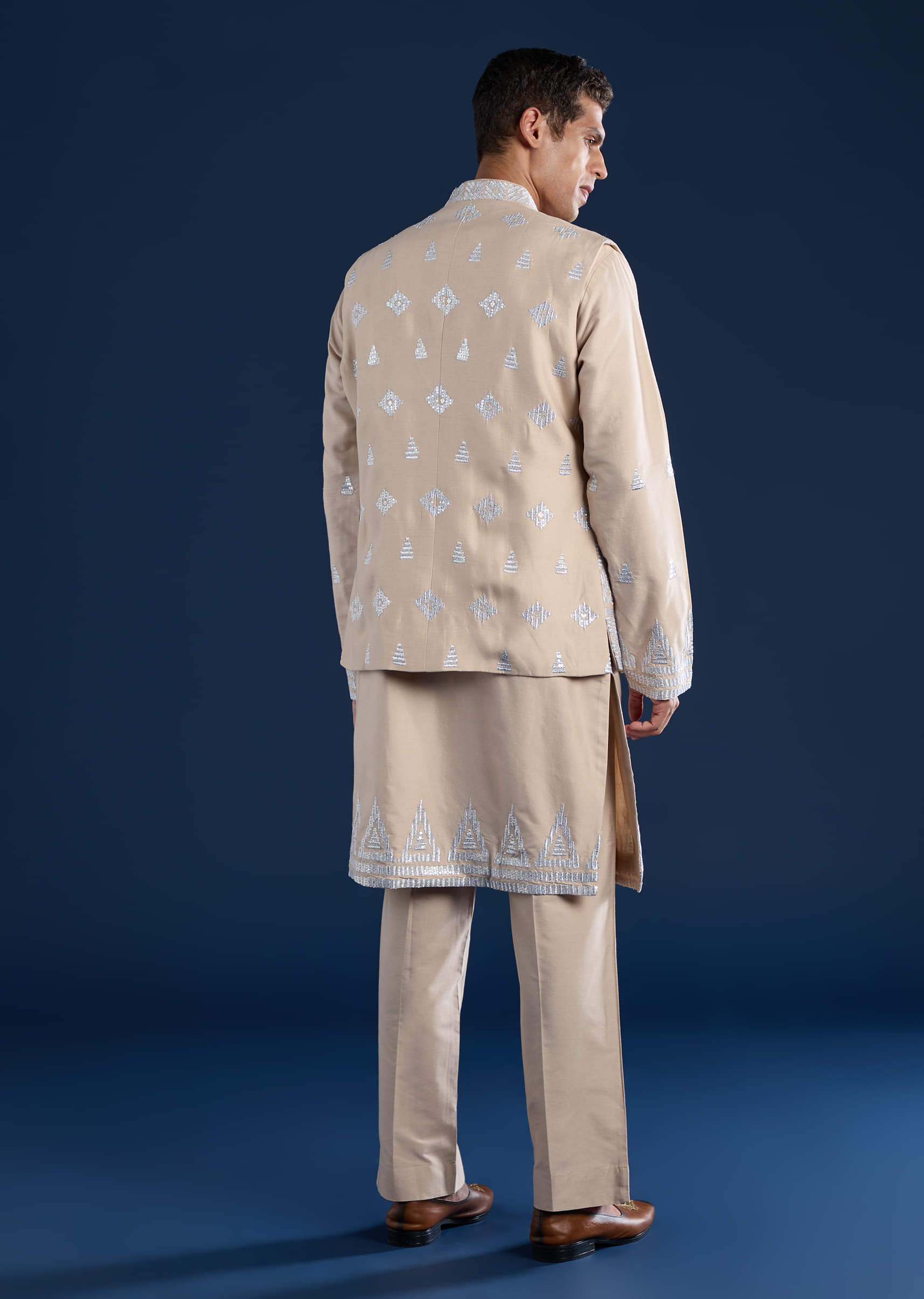 peach-silk-jacket-kurta-set-with-zari-work-sg322830-5_1.jpg
