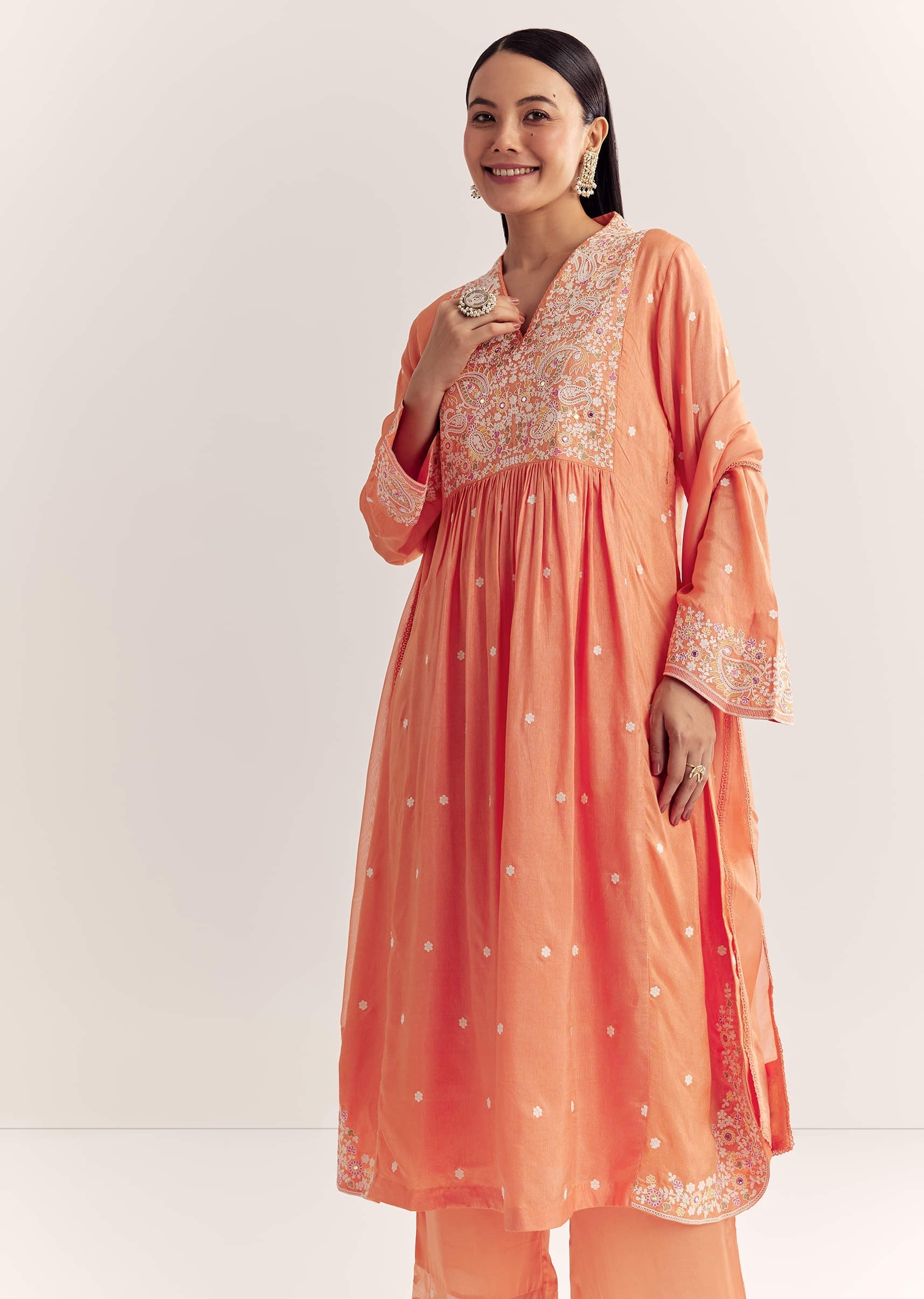 peach-silk-threadwork-kurta-set-with-organza-dupatta-sg320949-1_42e6f1bc-afaa-4b31-bc63-ac56b18d57da.jpg