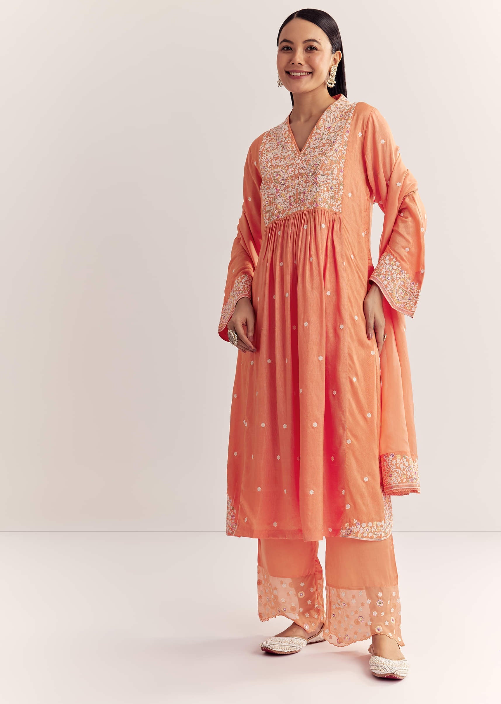 peach-silk-threadwork-kurta-set-with-organza-dupatta-sg320949-2_12684cee-02f6-47fc-9544-4eeff75b15ee.jpg