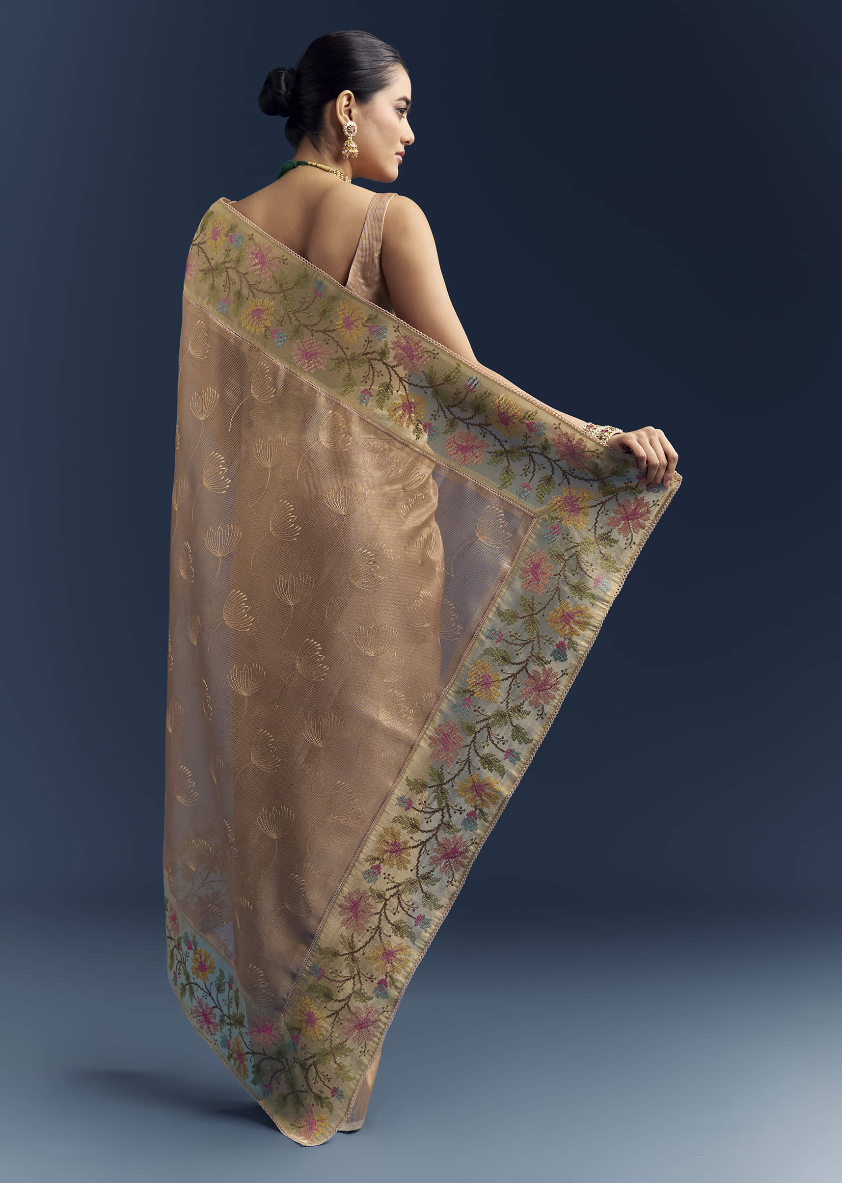 peach-tissue-chanderi-silk-saree-with-floral-resham-work-sg346422-4.jpg