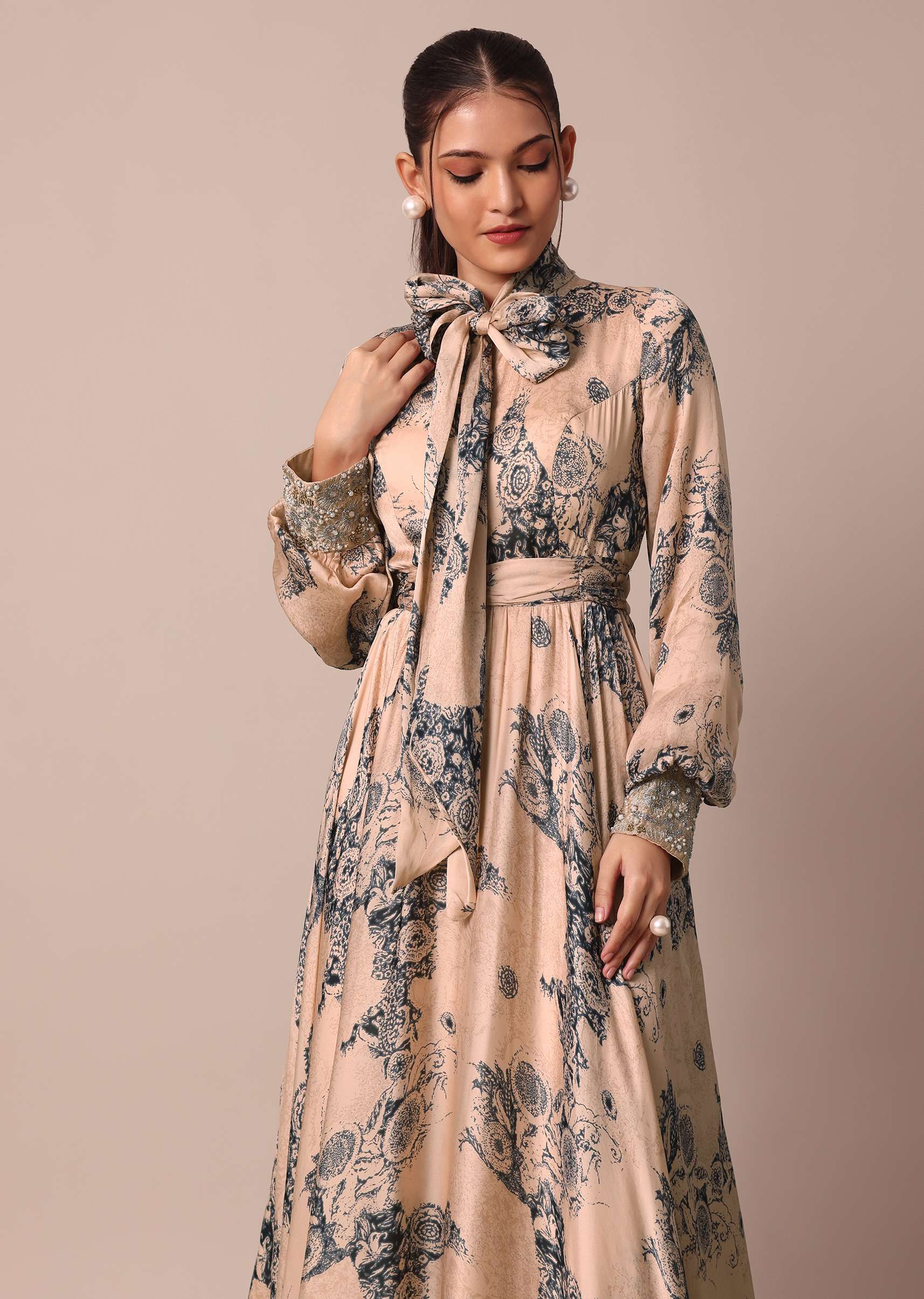 peach_crepe_printed_indo_gown_with_embroidered_sleeves-sg201458_5_abc099c2-74d4-481c-beb7-27e43c9da0ee.jpg