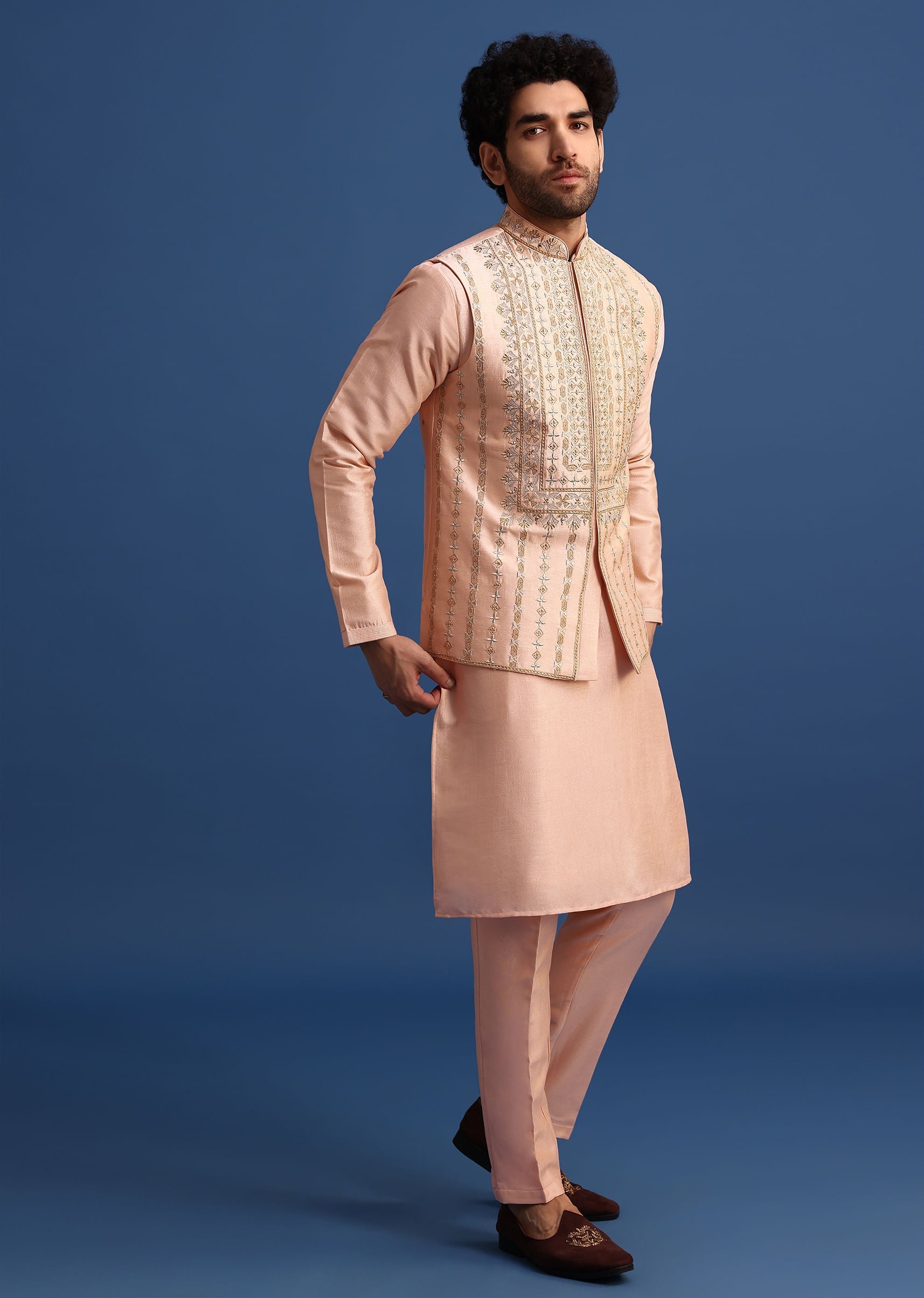 peach_kurta_jacket_set_with_zari_work_and_mirror_embroidery_-sg245041_7_a597f5df-65be-49ee-b3be-70b36727a95f.jpg