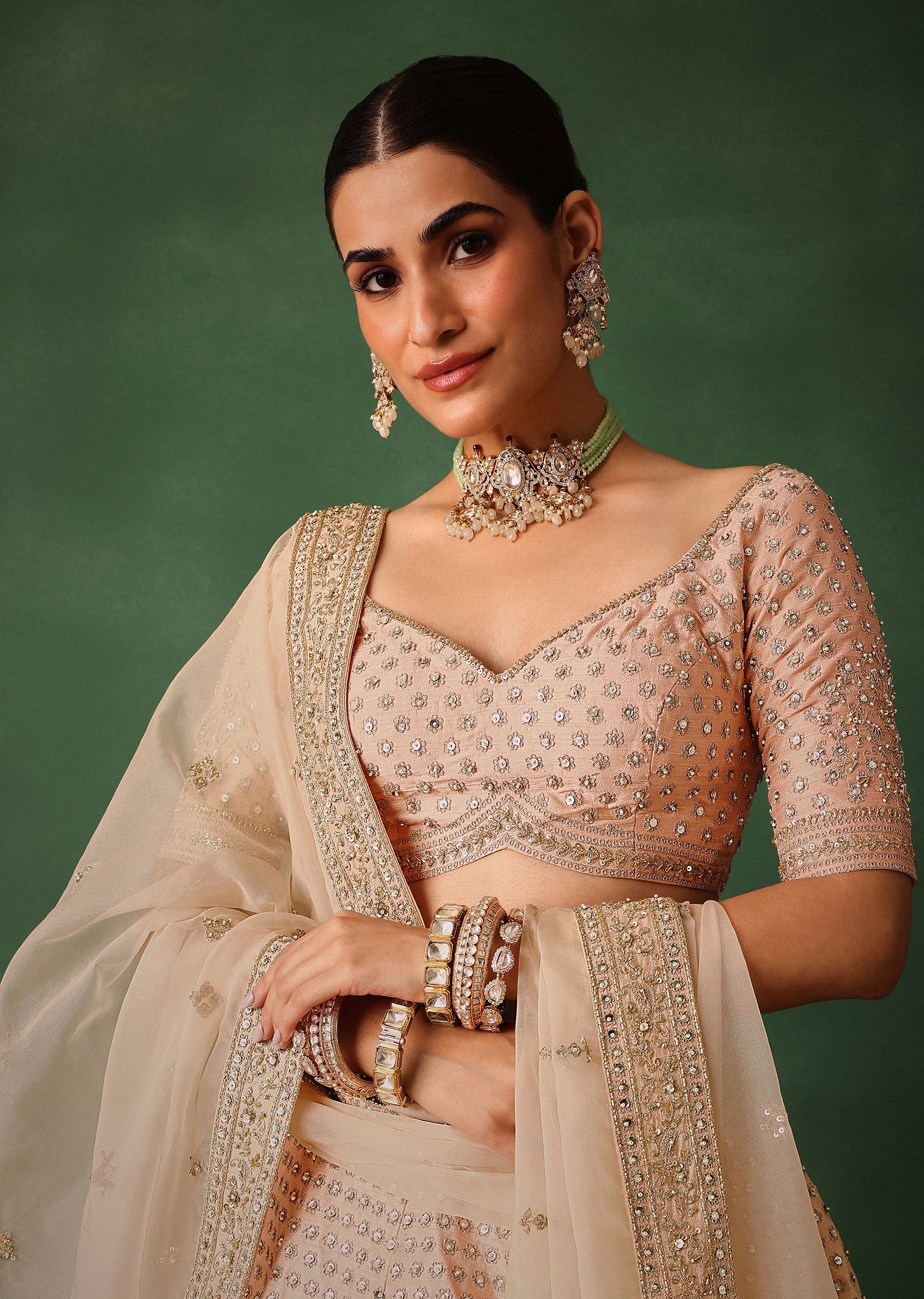 peach_raw_silk_lehenga_set_with_hand_embroidery-sg231206_5_169c0098-92b7-4677-bebc-f083abb208bf.jpg