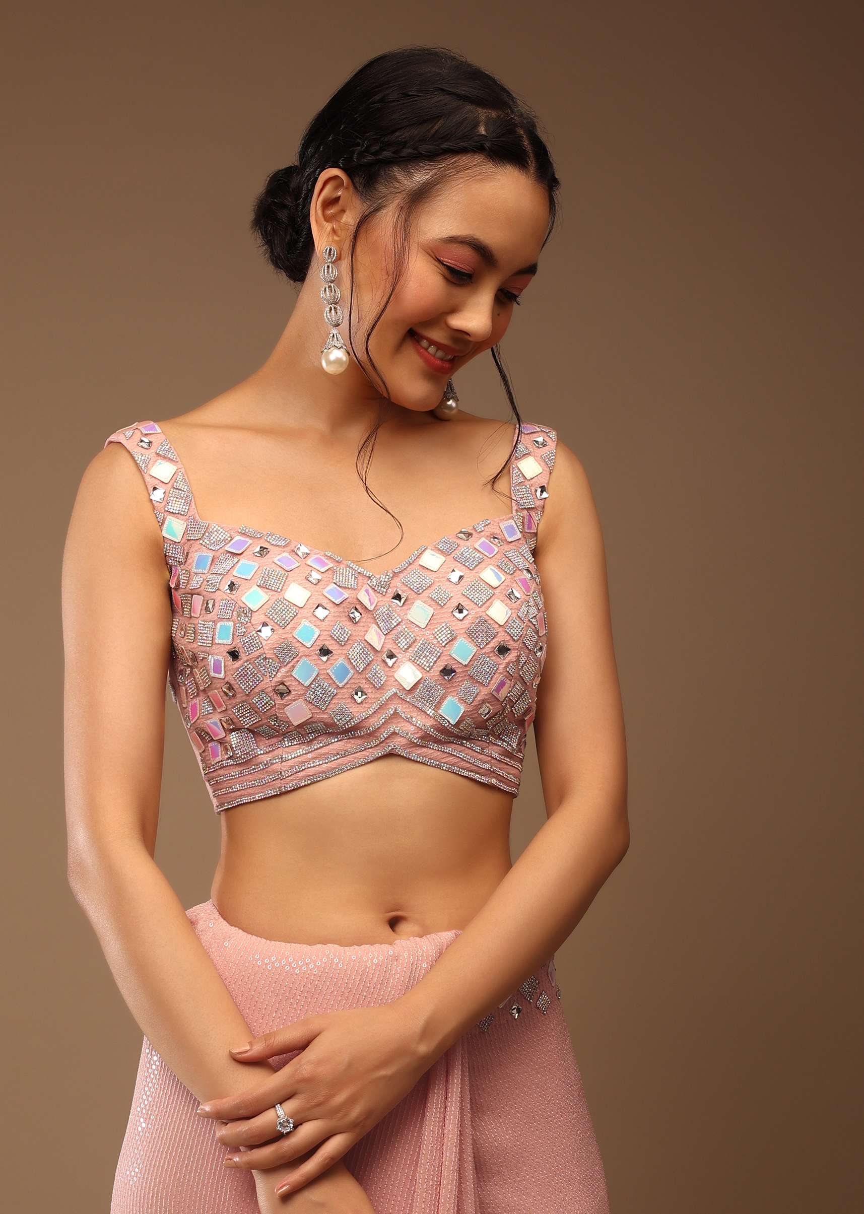 peach_skin_saree-d010ks54y-sg96907_7_a9cfc26f-a0a7-40ae-9ef6-f6ae3285ef9f.jpg
