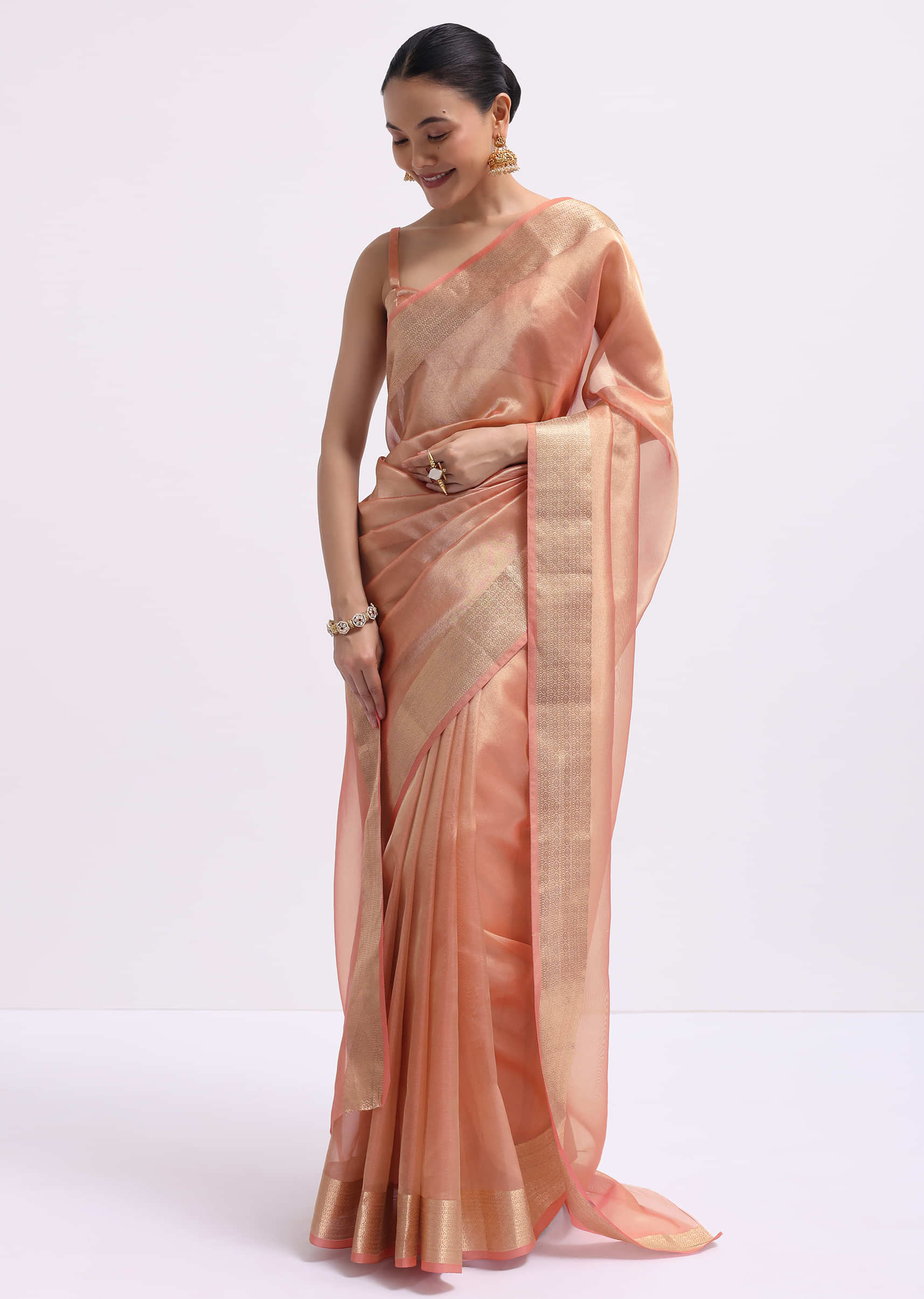peach_zari_woven_chanderi_saree_with-sg213342_16_d622fa78-bfe4-481e-ab62-6e9e6bc8117d.jpg
