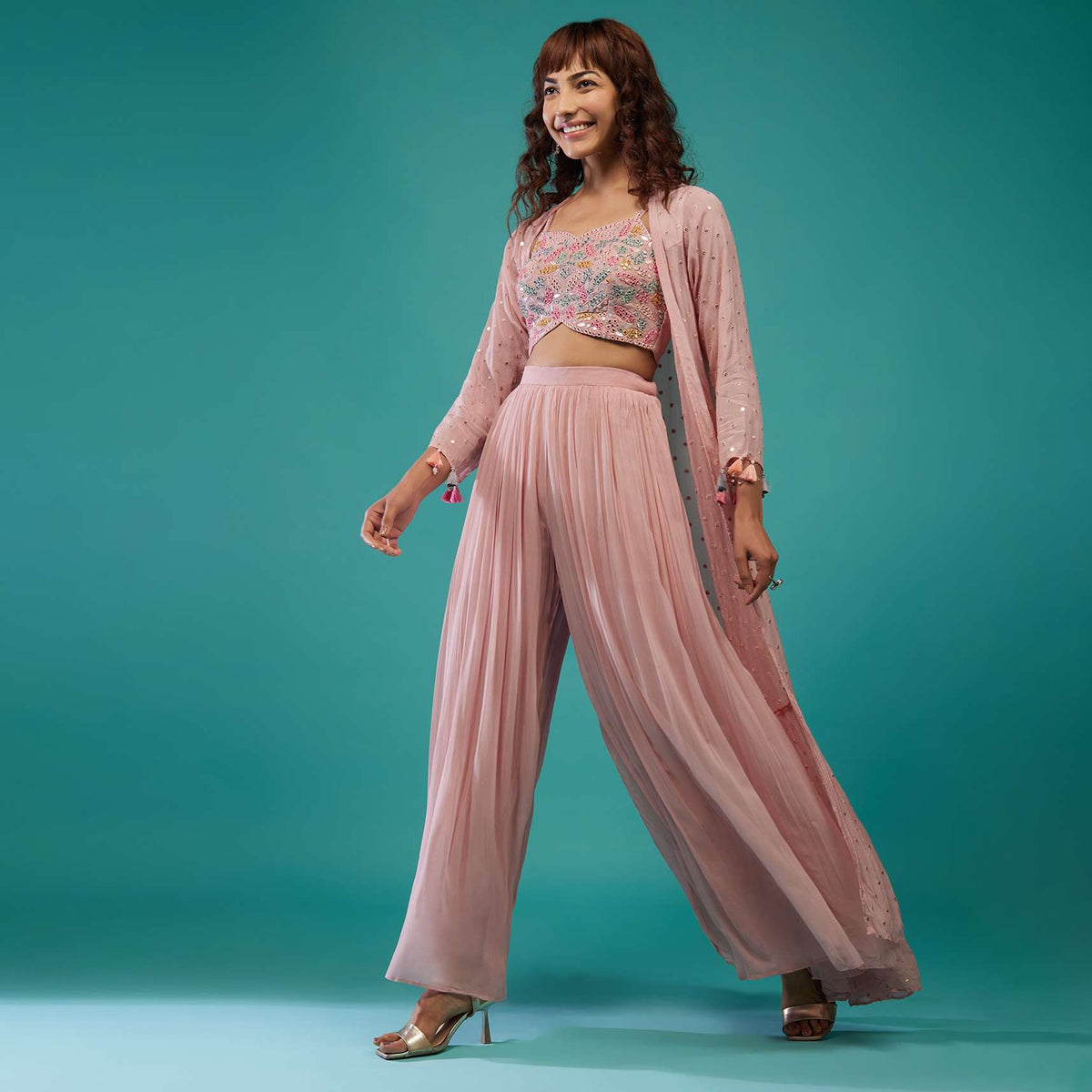 peachy_pink_embroidered_palazzo_crop-top-sg129041_3_1ea23eff-bde5-4b02-9c63-afd972fd2bb2.jpg