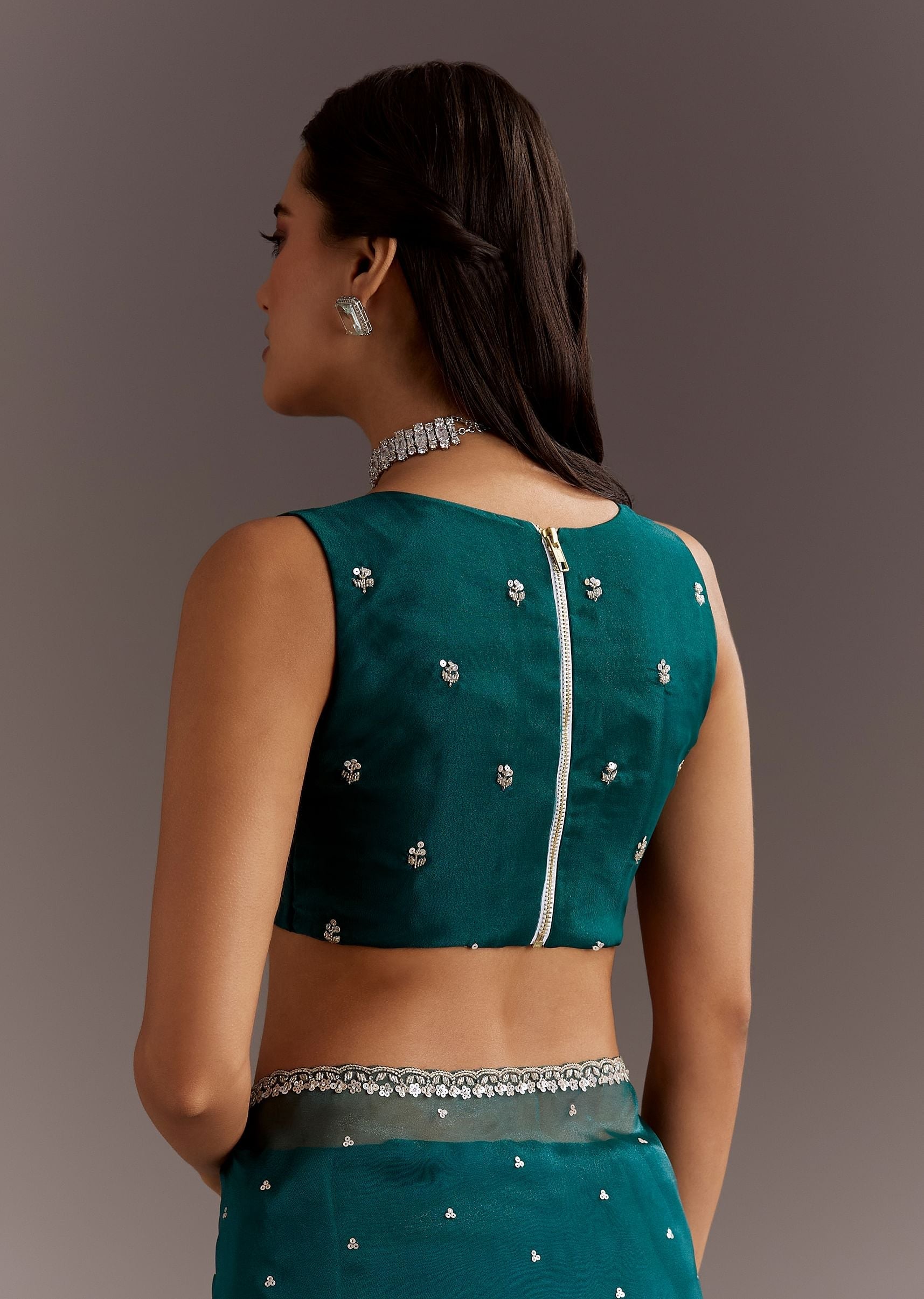 peacock-blue-glass-tissue-saree-with-cutdana-and-sequins-scallop-border-sg291257-8_495657c6-3a0a-419e-af2a-40e617e86779.jpg