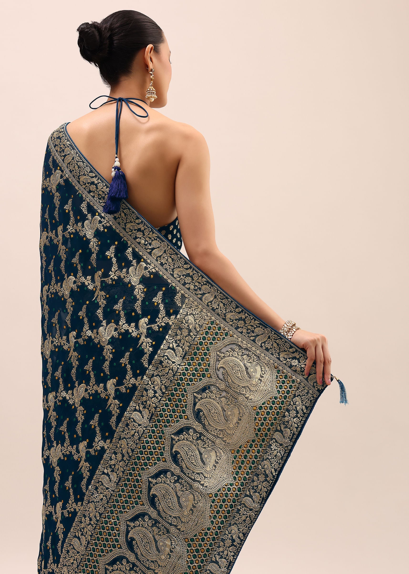 peacock_blue_saree_in_zari_jaal_with_unstitched_blouse-sg231133_3_6cc4a71e-2b9a-4a41-b101-302b81ff9ef1.jpg