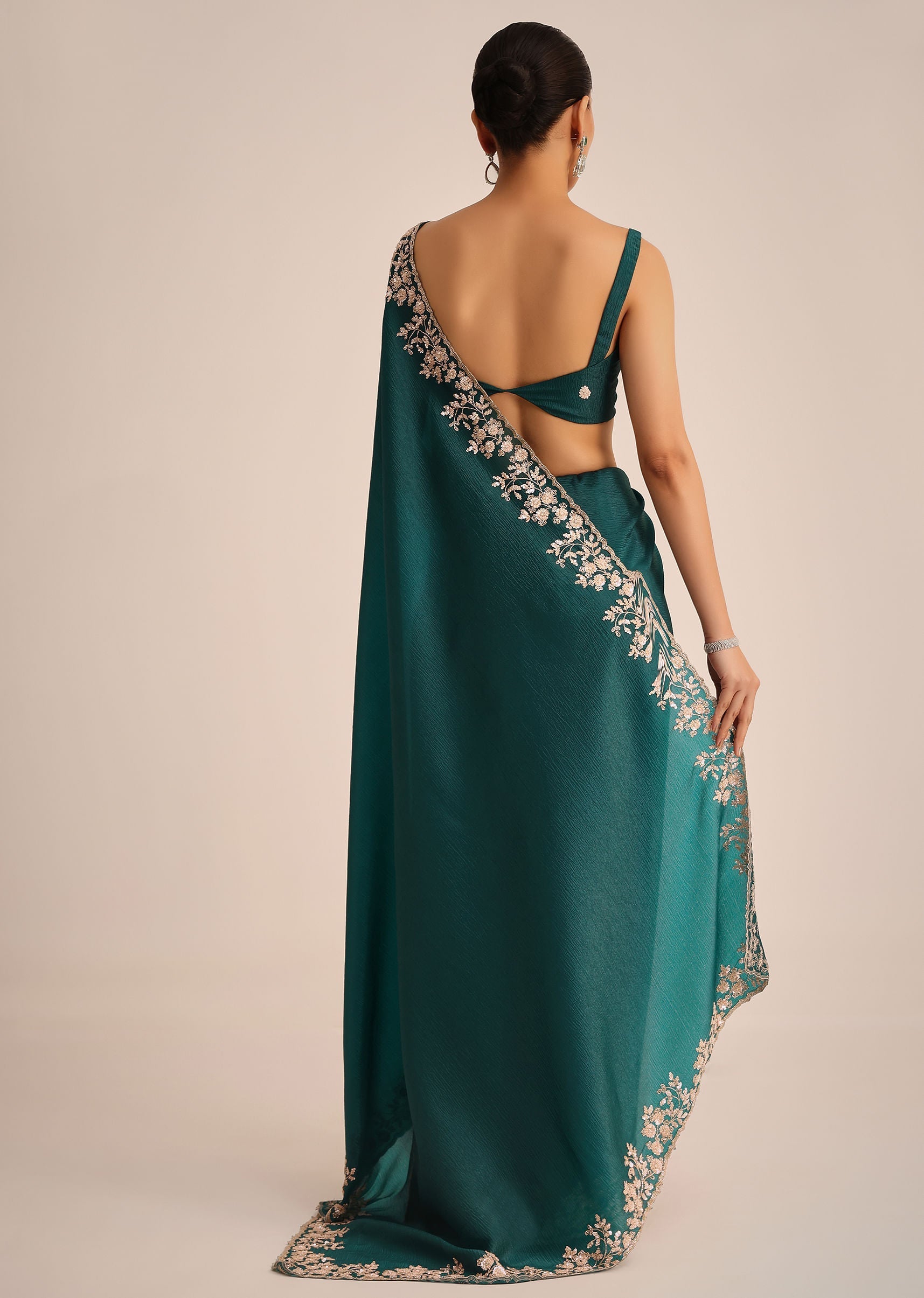 peacock_green_crushed_tissue_saree_with_cutdana_and_sequin_border-sg249050_3_59b87ad8-a231-4ee3-8e72-e864a0a5d5f3.jpg