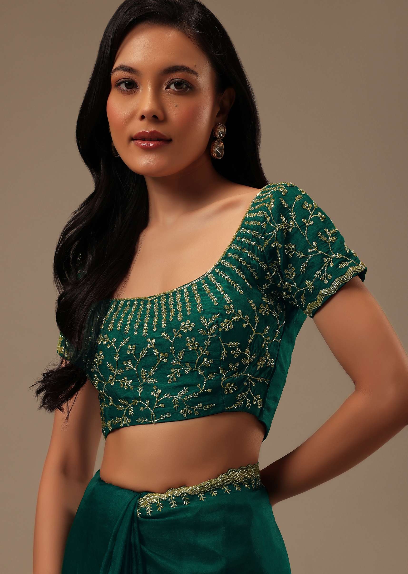 peacock_green_plain_organzaa-sg114102_1_7e3e9c4a-4657-45c6-94e4-bf0ae6c543b1.jpg