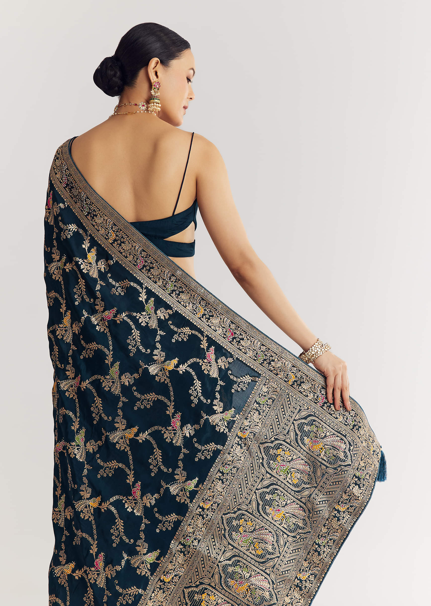 peacok-blue-saree-with-jaal-work-and-embellished-stones-all-over-sg311949-4_c3046c62-3e71-4713-8f60-b9a9e058c552.jpg