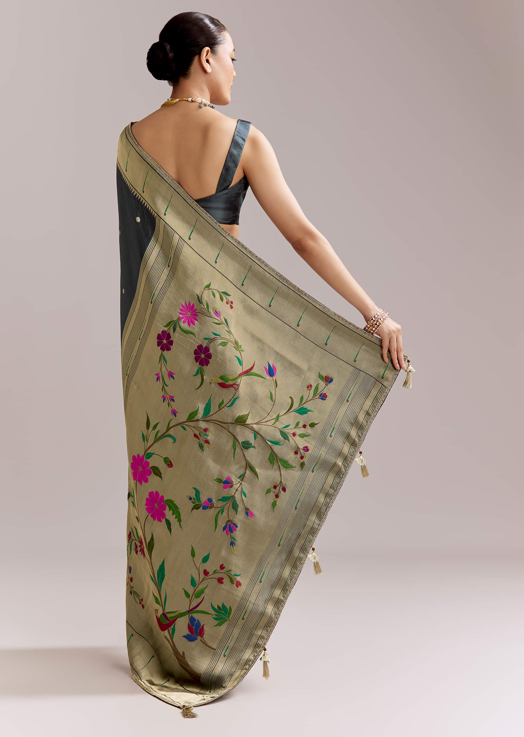 pencil-grey-dola-silk-woven-muniya-paithani-saree-with-zari-border-sg352310-4.jpg