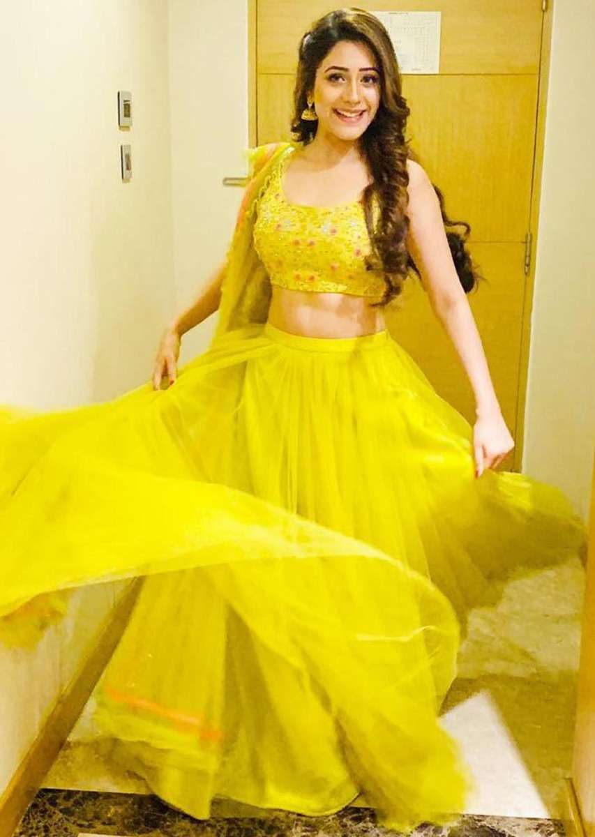 Hiba Nawab in Kalki pine yellow net lehenga choli