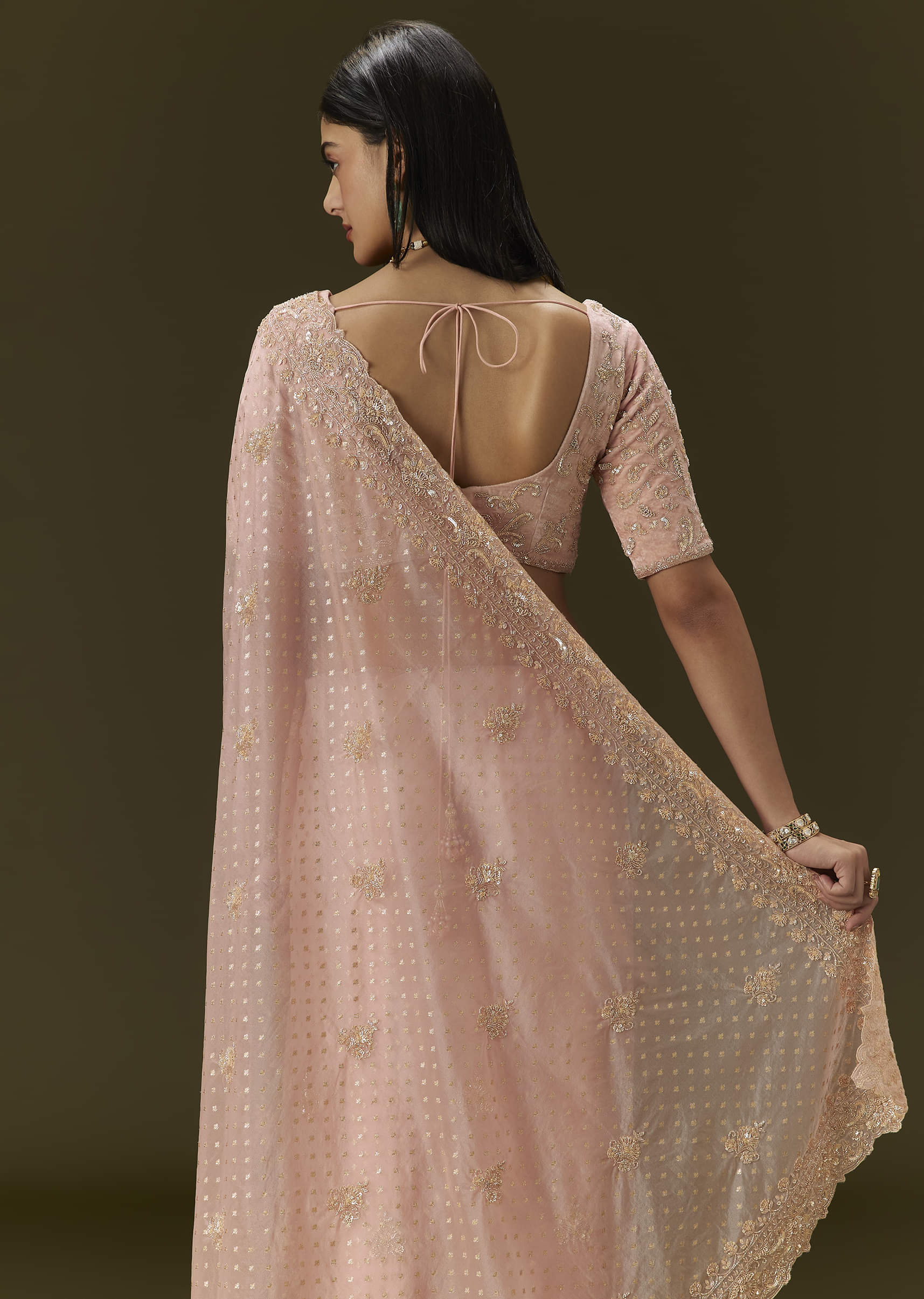 pink-banarasi-tissue-saree-with-velvet-embroidered-blouse-sg300075-4_a591a21e-d5fc-402e-a2d3-7fedfe079d85.jpg