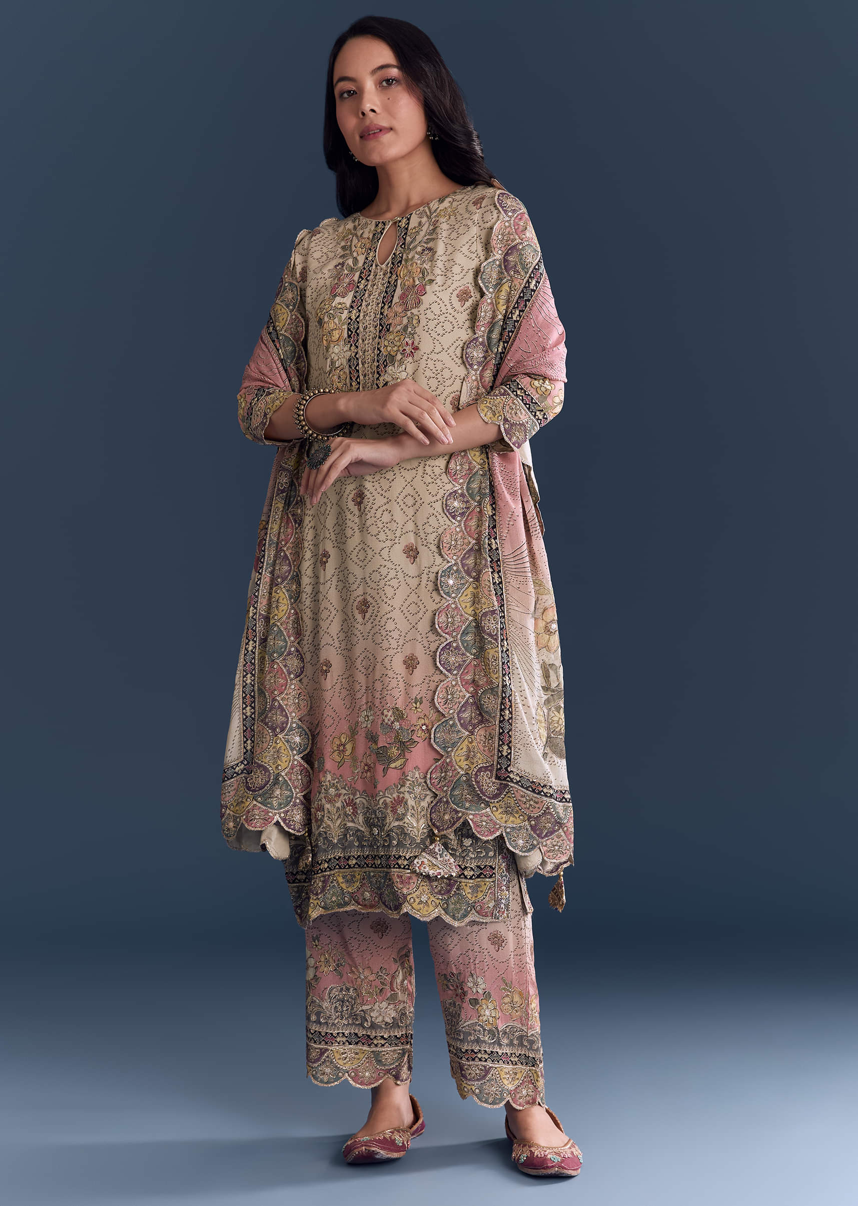 pink-beige-ombre-crepe-kurta-set-with-floral-print-sg344089-3.jpg