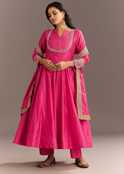 pink-chanderi-anarkali-with-gotta-moti-neckline-and-lace-dupatta-sg312697-1_bc03f23f-7392-433b-ad62-8a21e4c75865.jpg