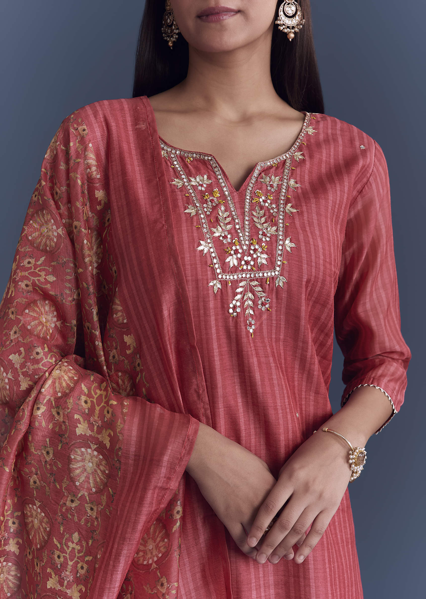 pink-chanderi-kurta-set-with-stripe-print-and-gota-work-sg357760-2.jpg