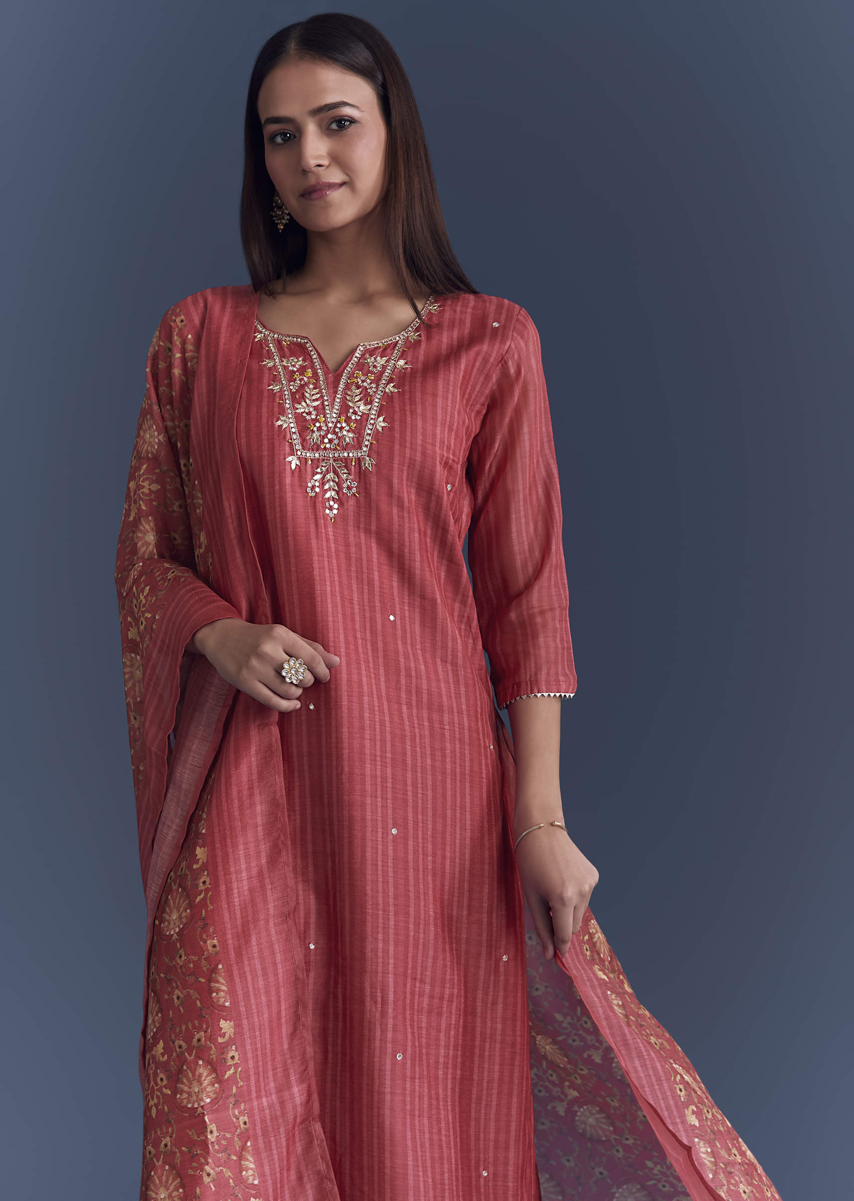 pink-chanderi-kurta-set-with-stripe-print-and-gota-work-sg357760-4.jpg