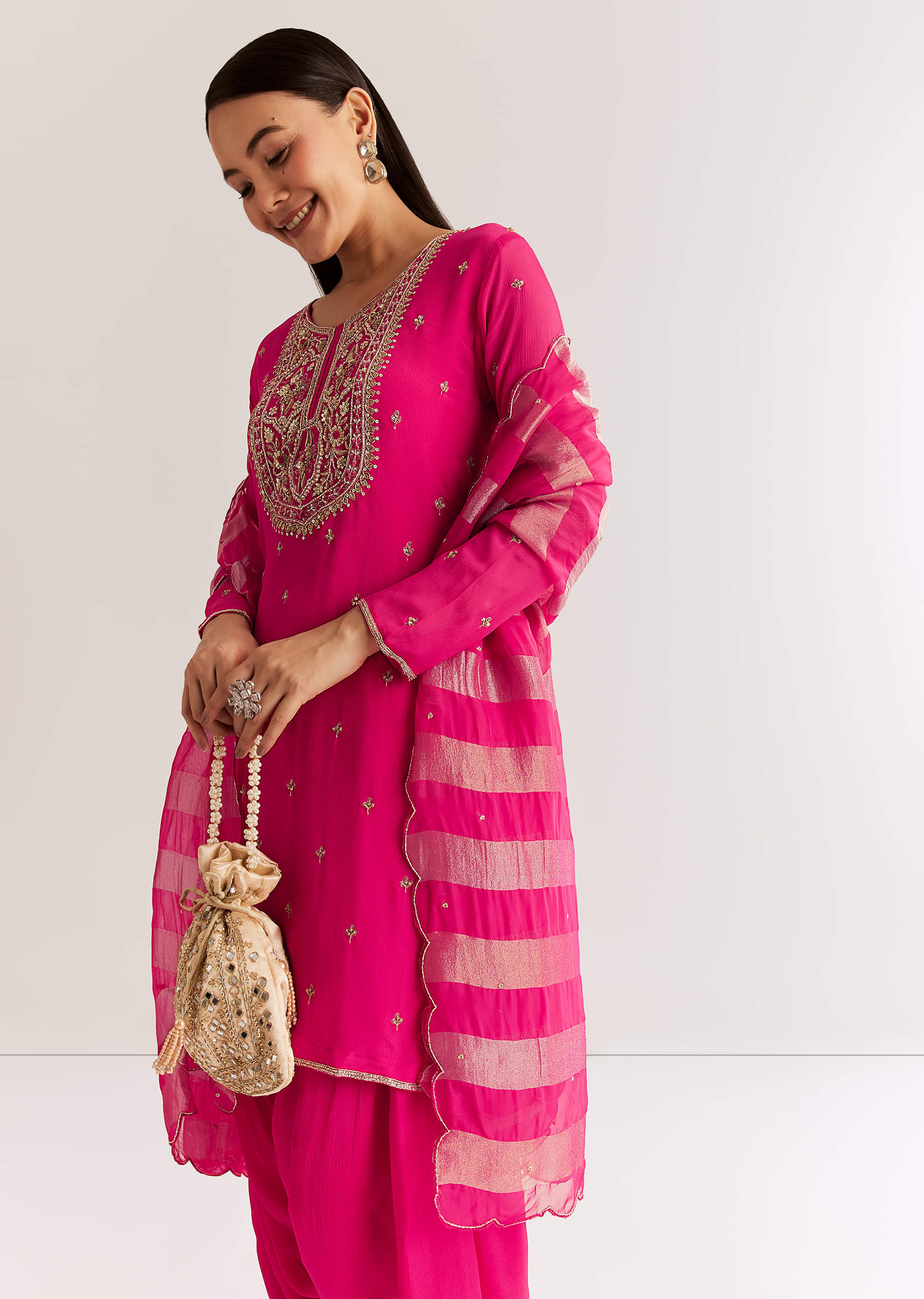 pink-chinon-kurta-set-with-zardosi-and-cutdana-dupatta-sg320273-1_210f0d25-202f-476c-8b59-17287da01f28.jpg