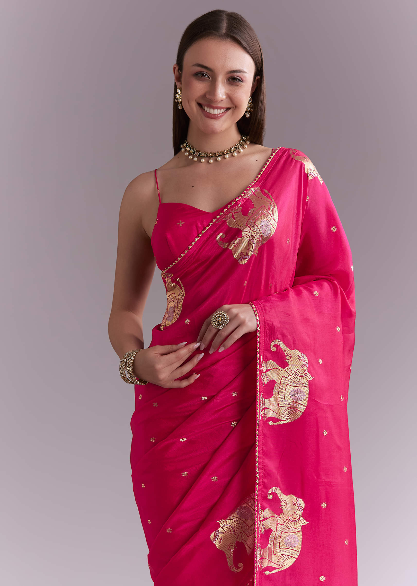 pink-chinon-woven-saree-with-elephant-motifs-and-zari-work-sg351919-2.jpg