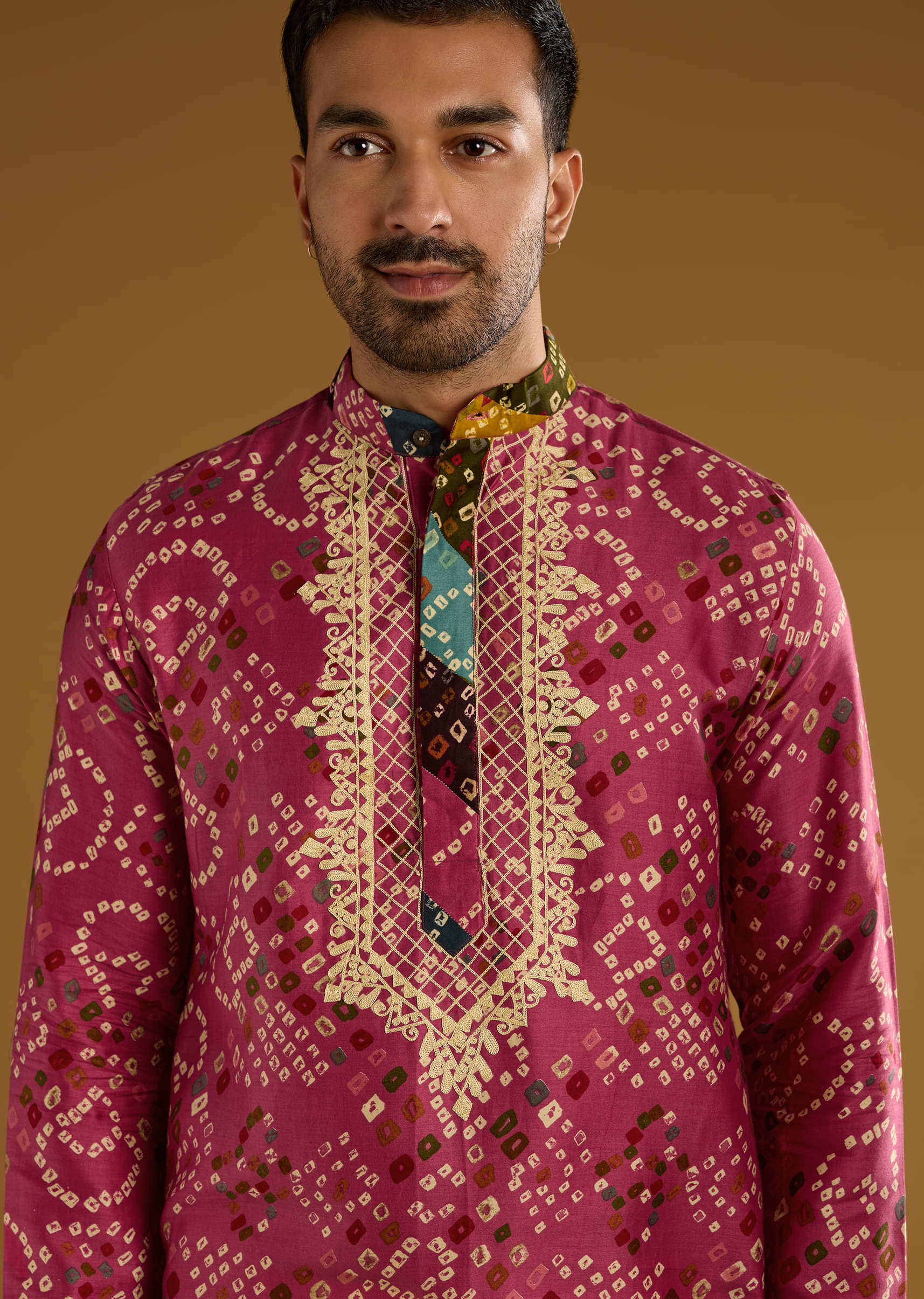 pink-cotton-silk-kurta-set-for-men-with-hand-dyed-bandhani-print-sg359308-2.jpg