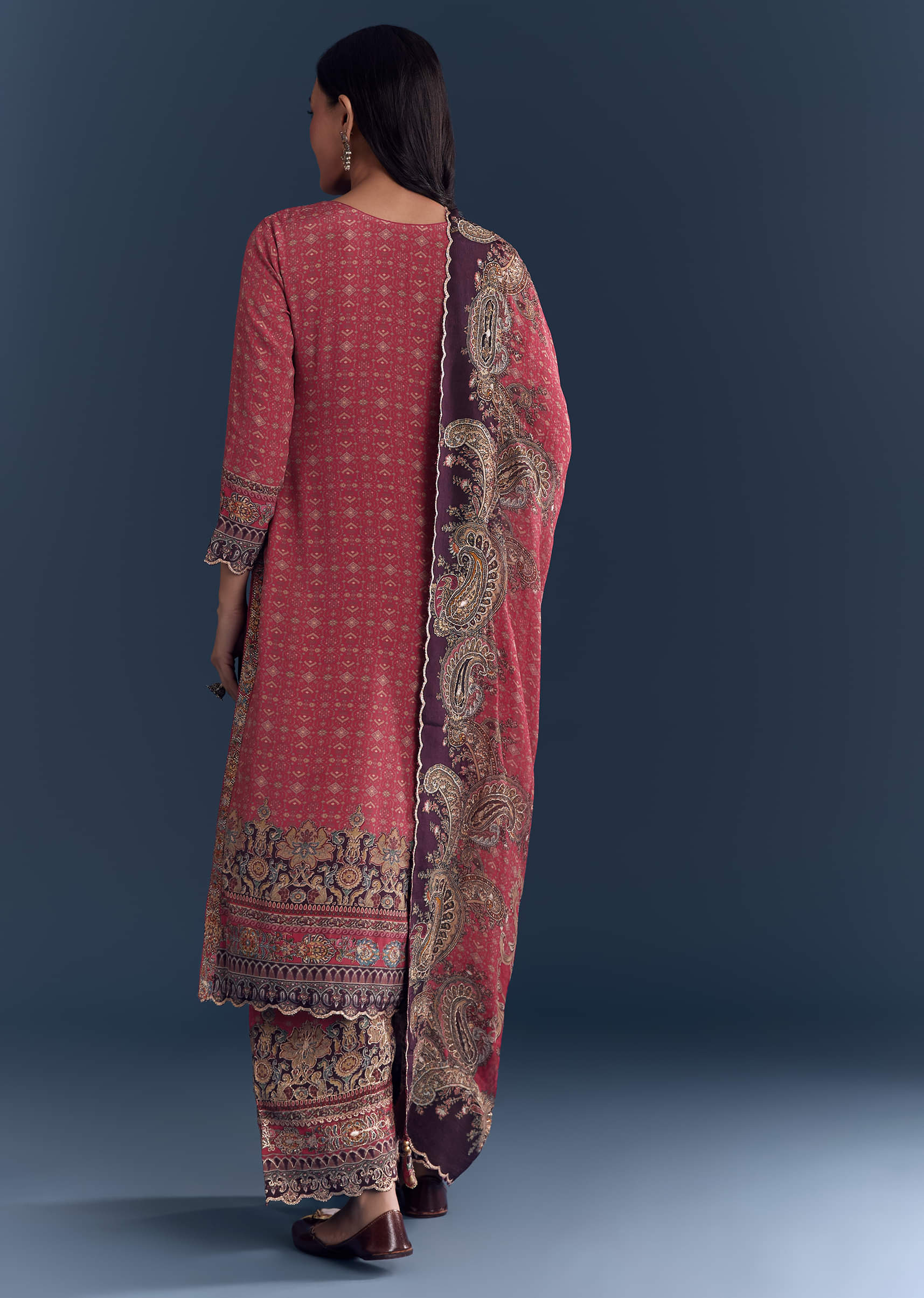 pink-crepe-kurta-set-polished-with-indie-print-and-zari-work-sg345162-5.jpg
