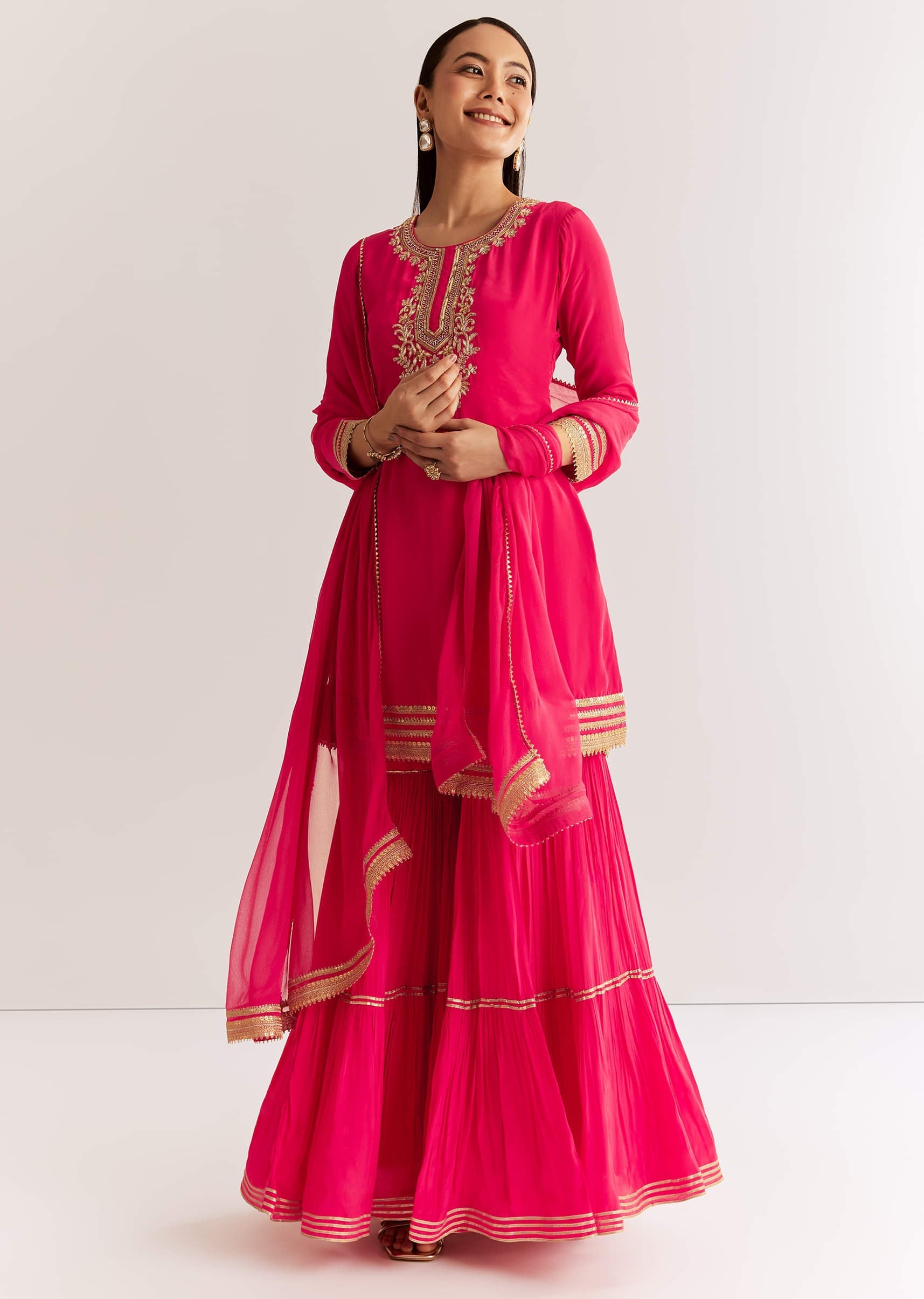 pink-crepe-kurta-set-with-zardosi-and-sequins-dupatta-sg320321-4_1065e0bc-ba48-46d1-9de1-1492ee4962fe.jpg