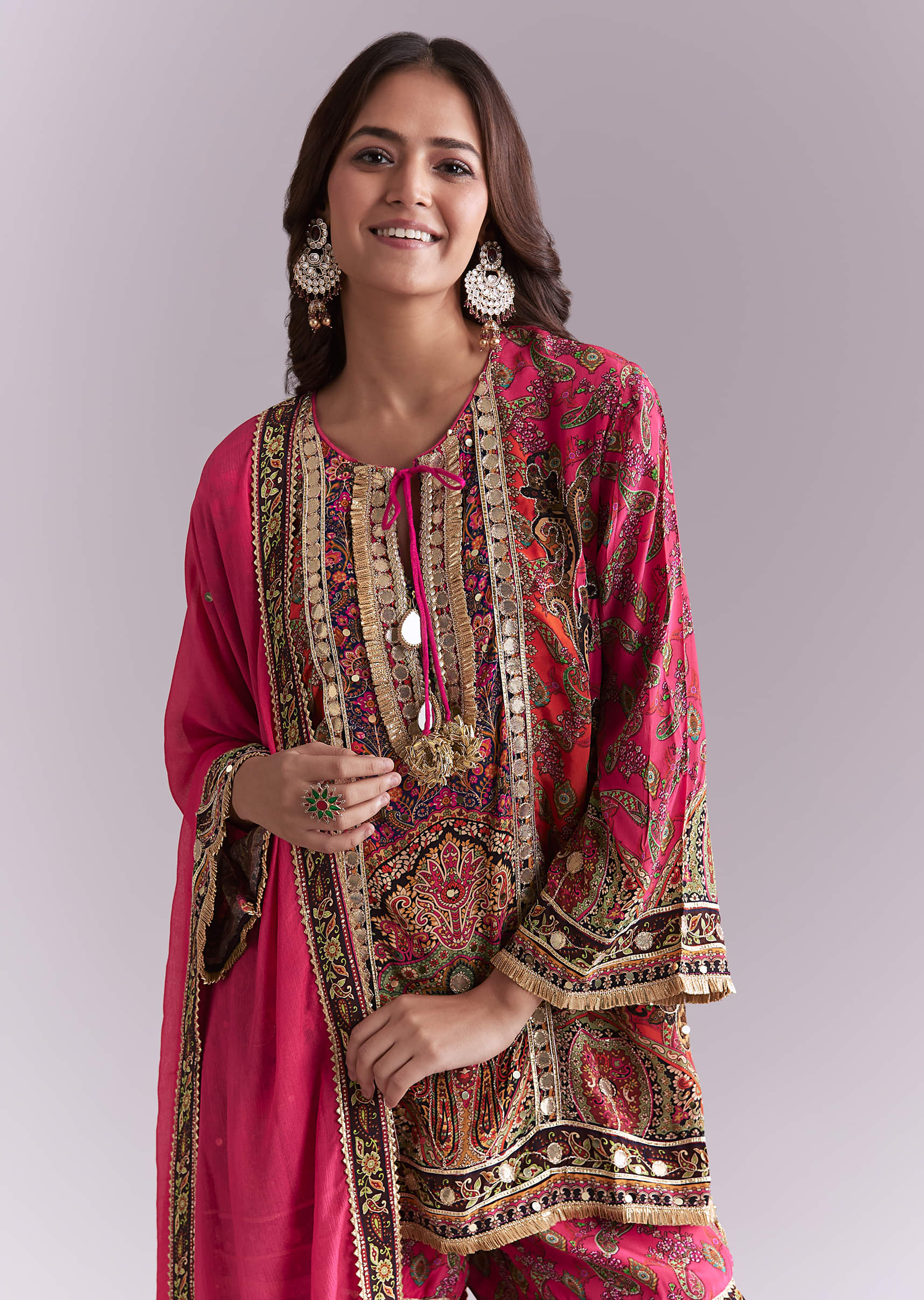 pink-crepe-printed-sharara-suit-with-gota-detail-and-potli-sg313876-3.jpg