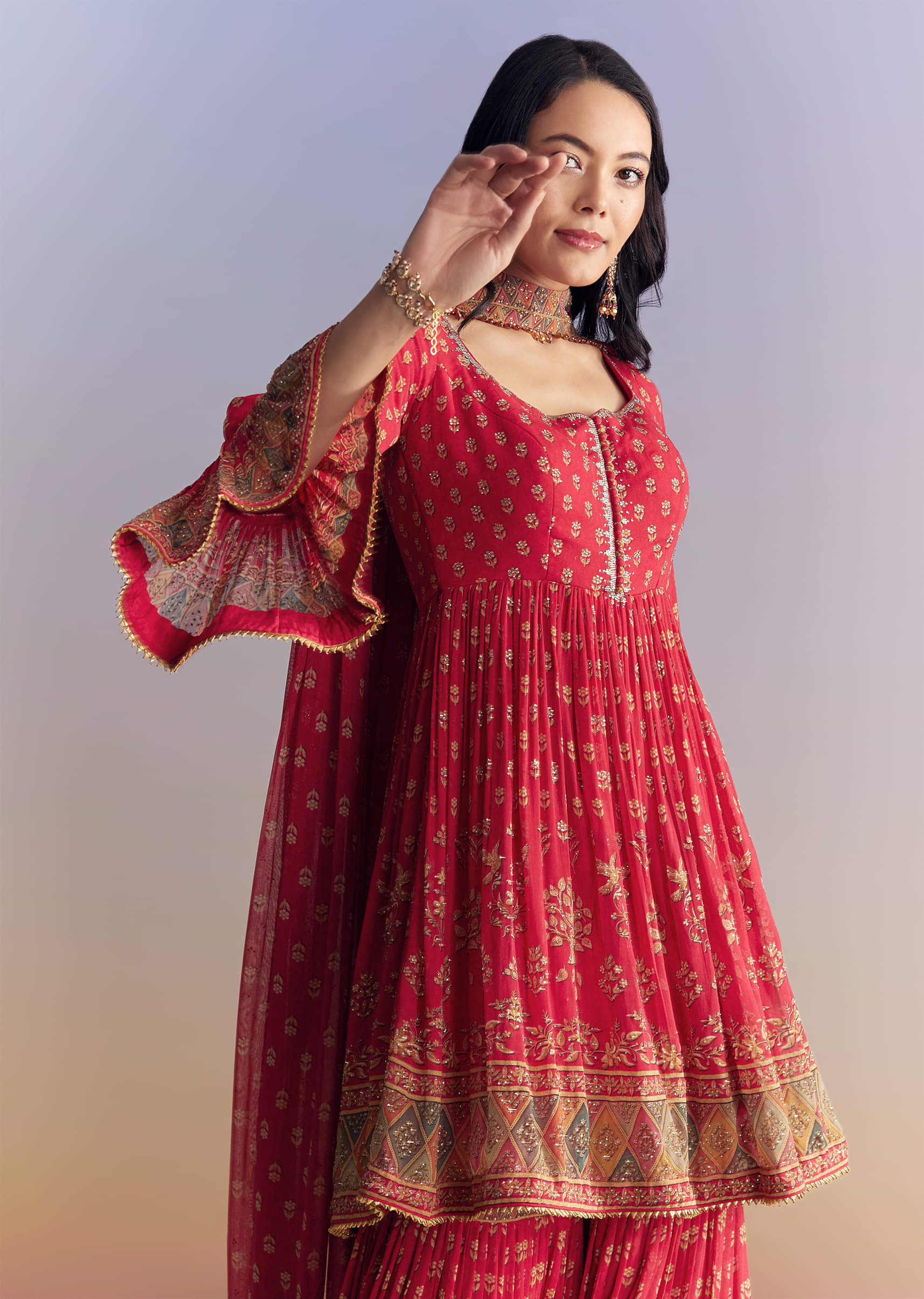 pink-crepe-sharara-suit-with-floral-print-and-stone-work-sg345158-4.jpg
