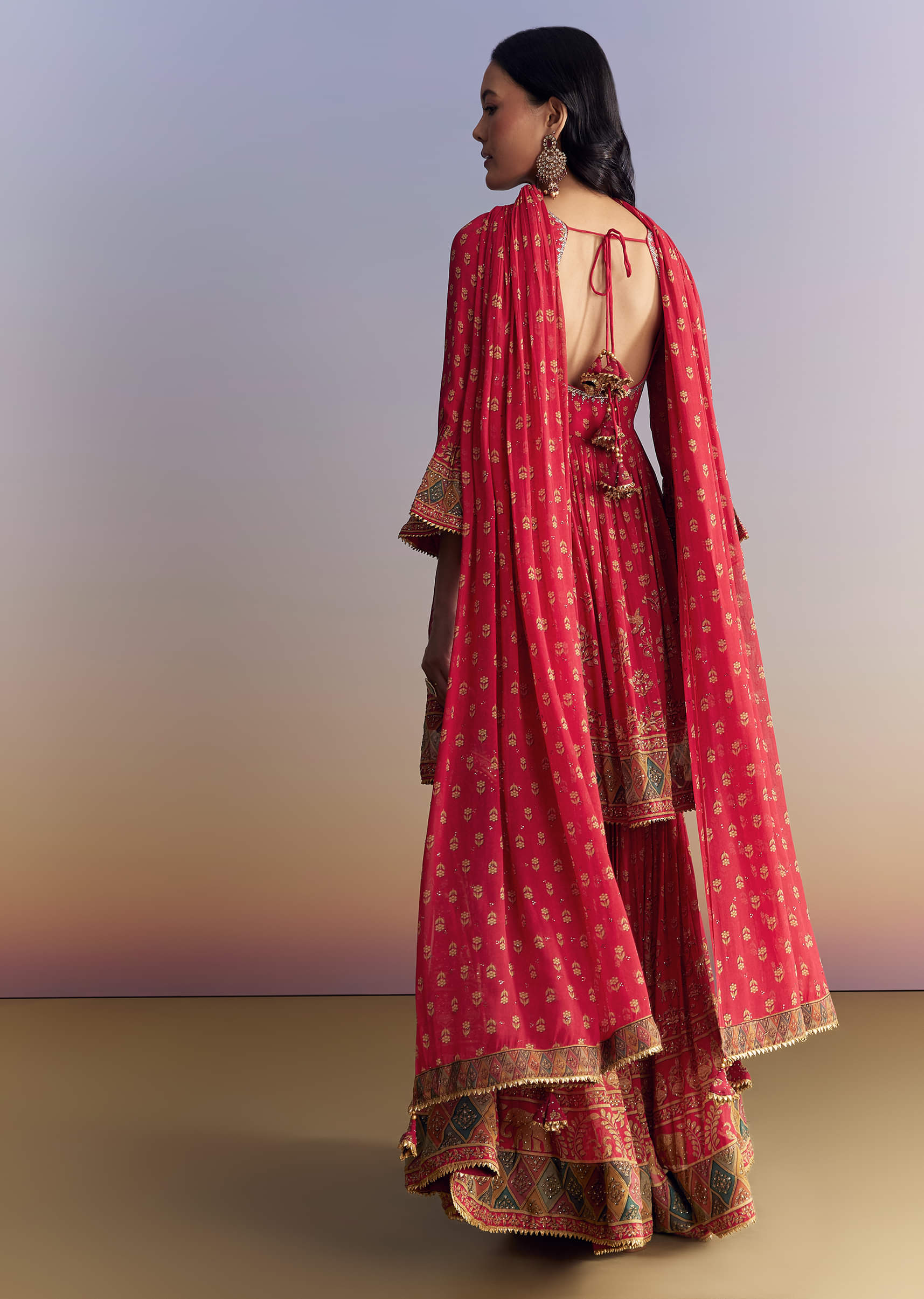 pink-crepe-sharara-suit-with-floral-print-and-stone-work-sg345158-5.jpg
