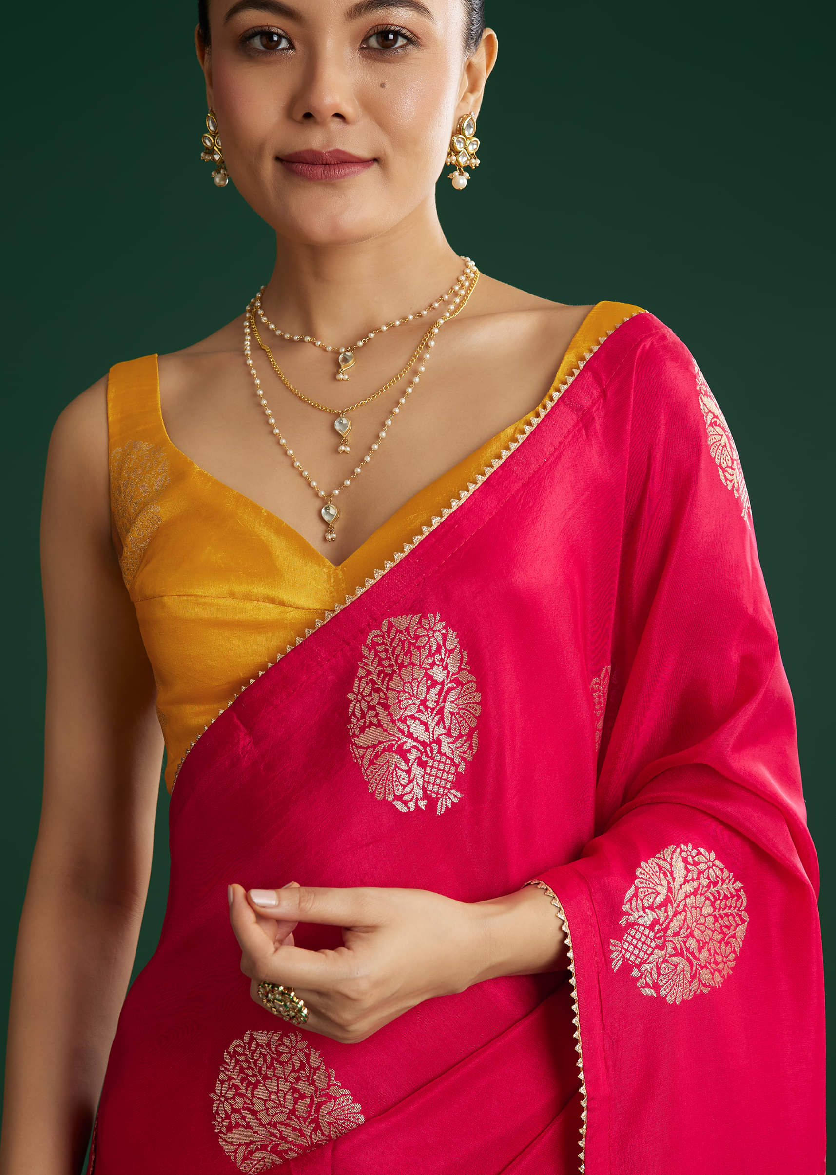 pink-dola-silk-saree-with-gotapatti-and-brocade-border-sg311891-2_f0bf97a1-bbbe-450a-94c0-46cbcf8b1269.jpg