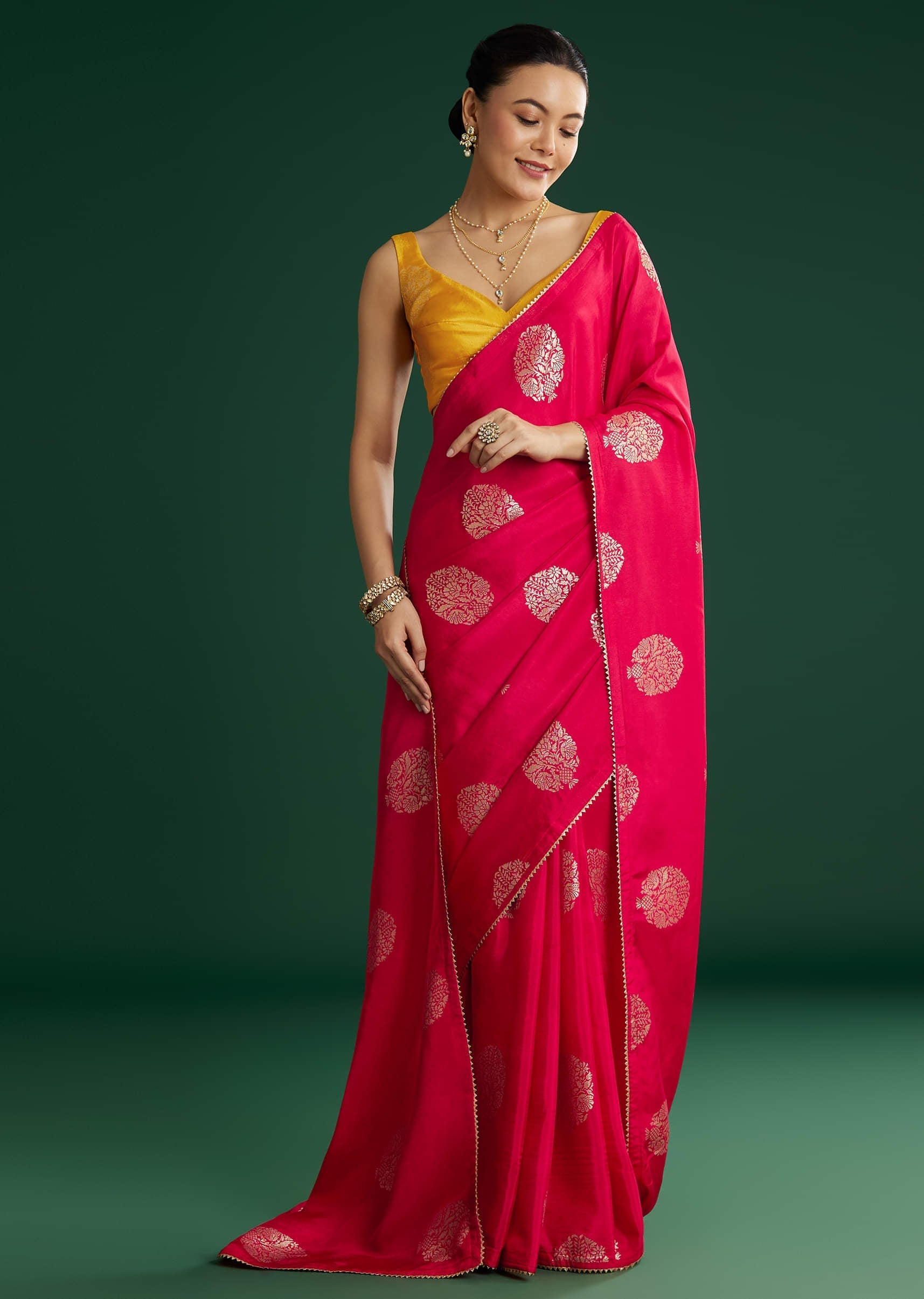 pink-dola-silk-saree-with-gotapatti-and-brocade-border-sg311891-3_75704fdd-98c8-4a61-bdef-7cbd4ff03c41.jpg