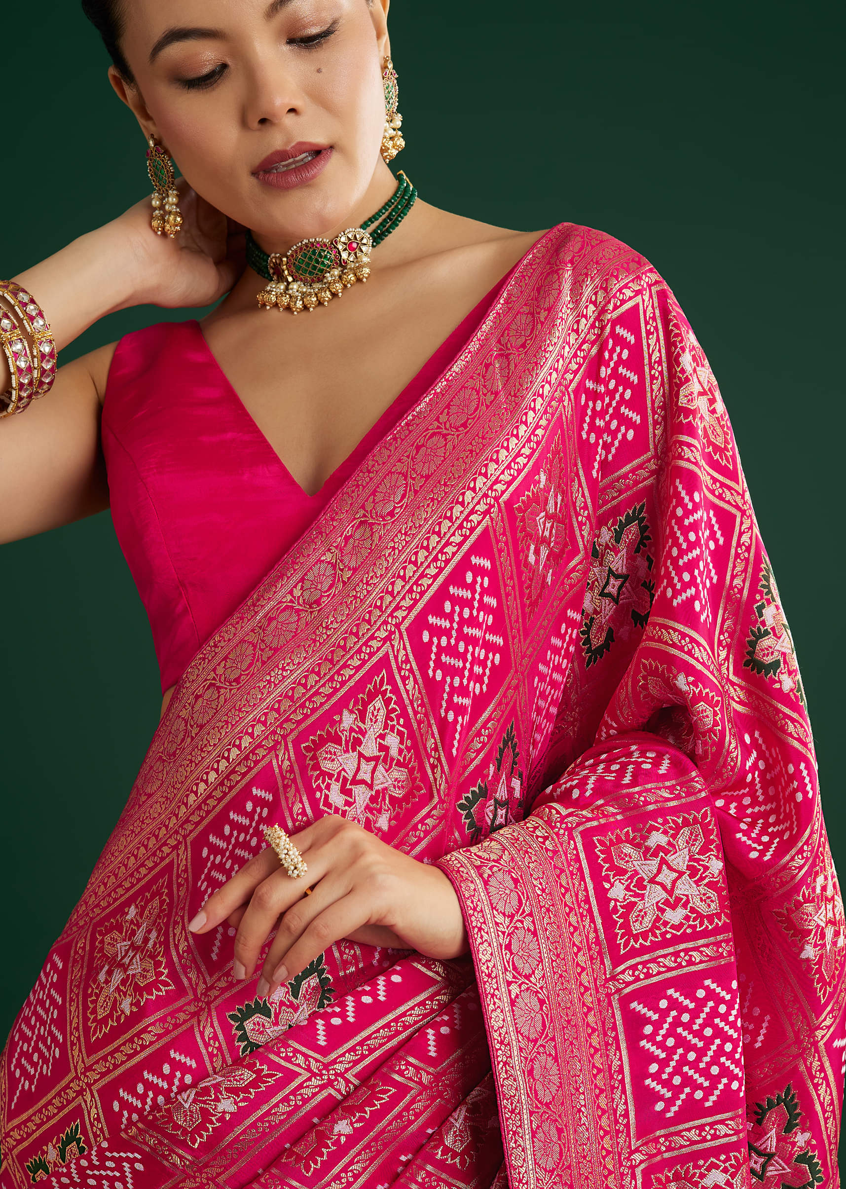 pink-dola-silk-saree-with-woven-patola-sg311943-2_2bec93fe-eb48-47af-8281-178de970a029.jpg
