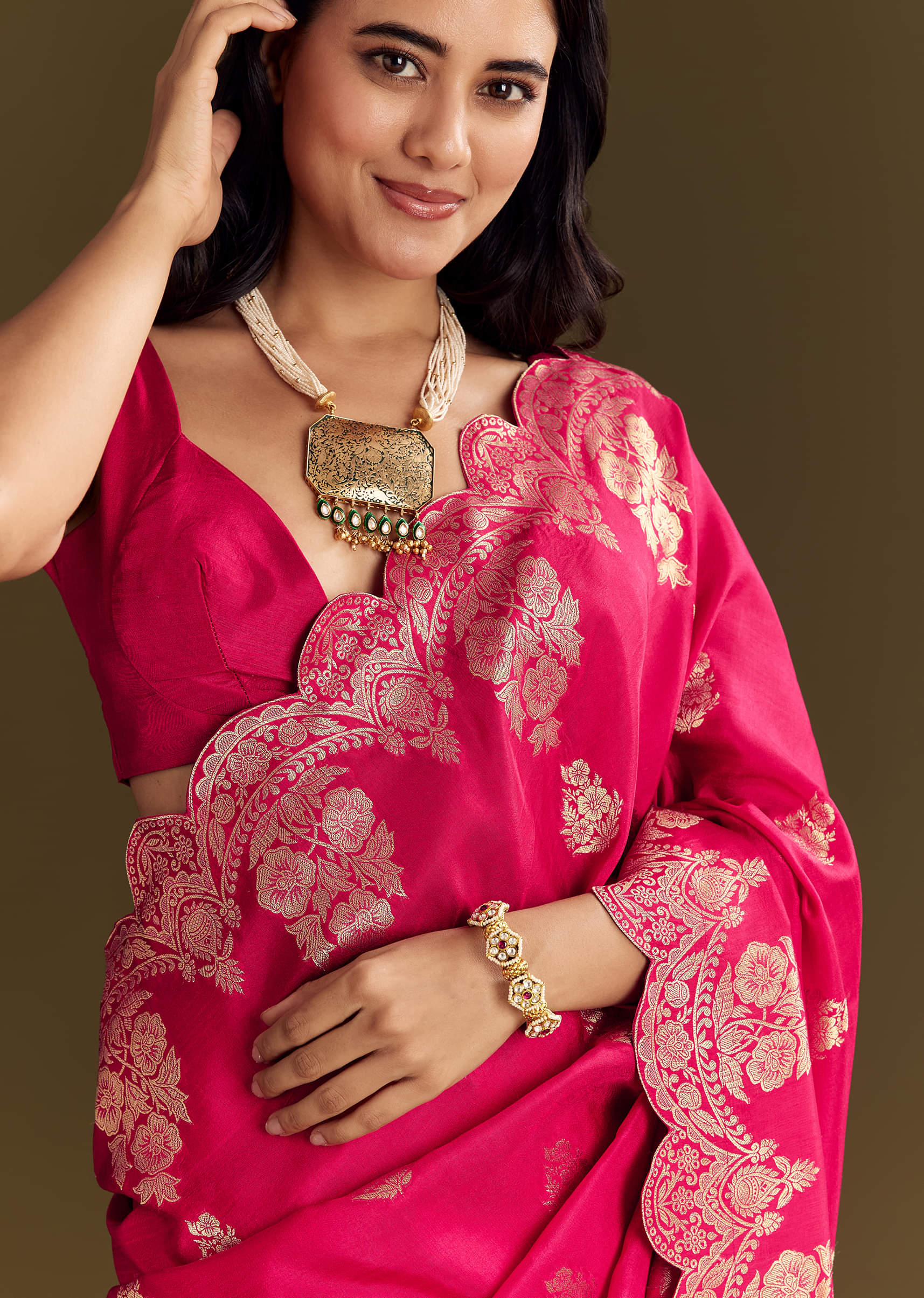 pink-dola-silk-saree-with-zari-border-and-all-over-booti-sg284679-2_915b80c7-f69c-4103-b7c1-4813b5748756.jpg