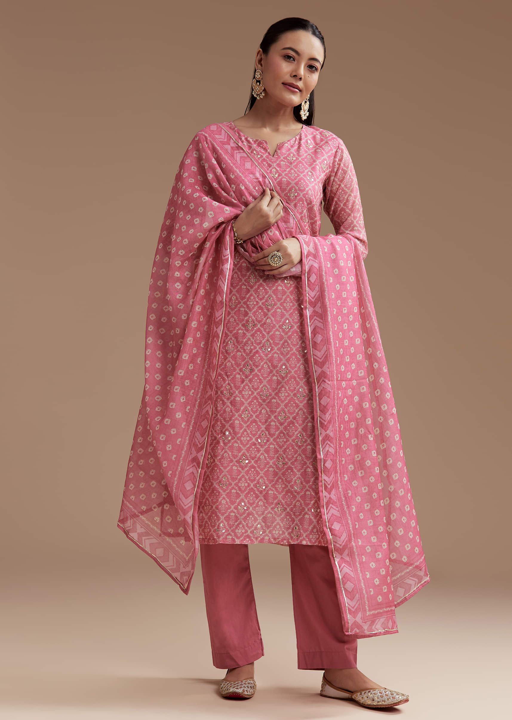 pink-floral-print-chanderi-kurta-set-with-gotta-work-sg361967-3_4a519731-7509-45cc-ad96-e701f0a0c825.jpg