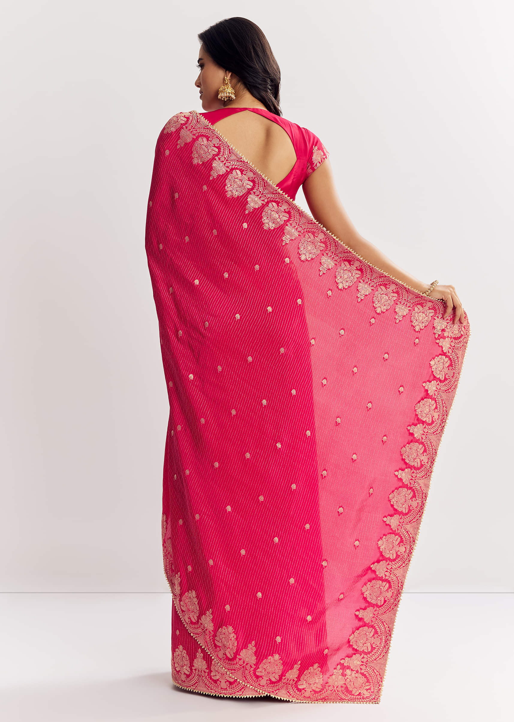 pink-georgette-lurex-saree-with-brocade-butti-and-gota-patti-border-sg316248-6_67923385-485f-4f98-b676-81fa7cf06a17.jpg