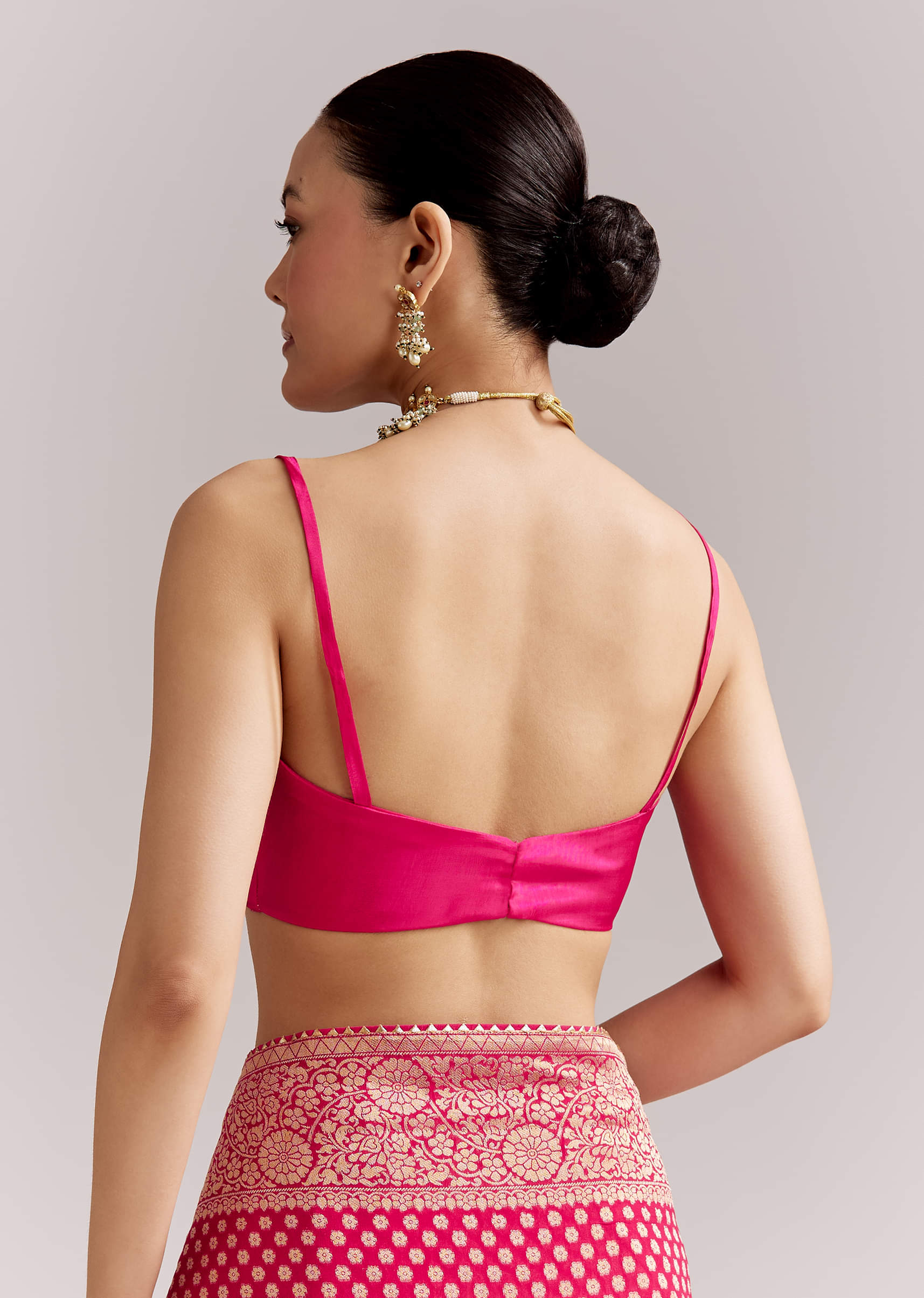 pink-georgette-woven-saree-with-floral-border-and-bandhani-print-sg351922-8.jpg