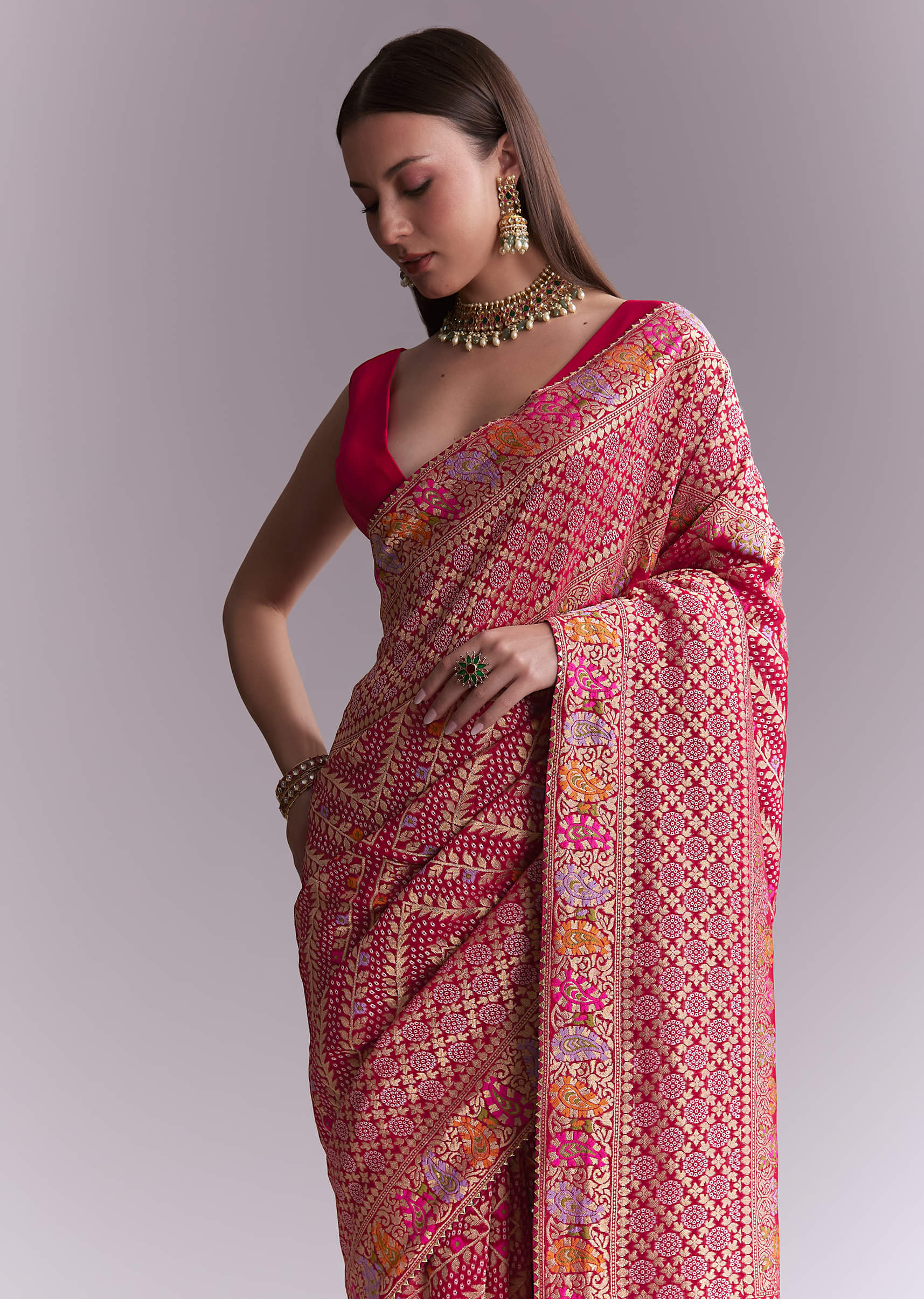pink-georgette-woven-saree-with-heavy-zari-and-jaal-embroidery-sg351910-5.jpg